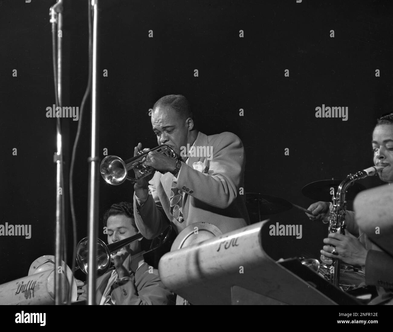 bruce-dybvig-hi-res-stock-photography-and-images-alamy