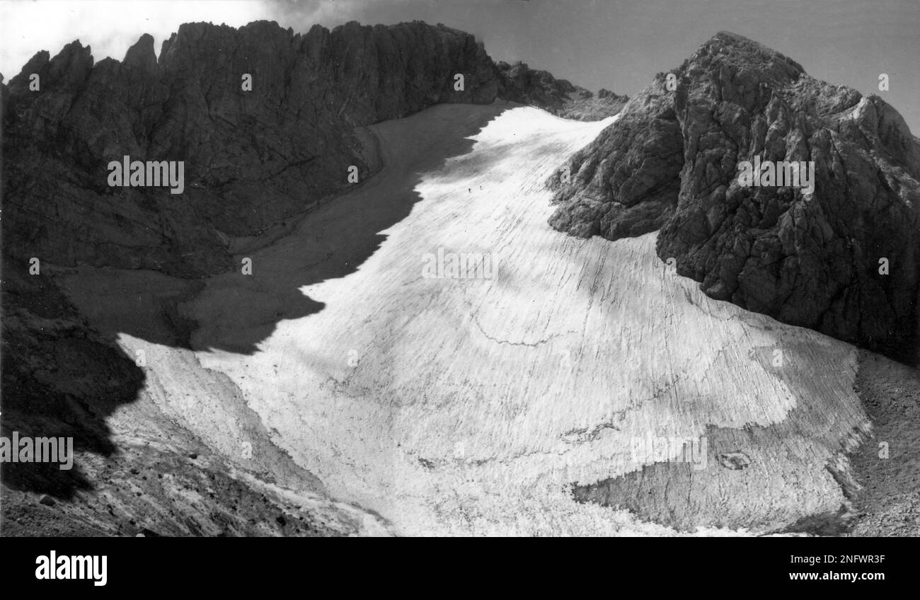 Calde Roco Neve nel hi-res stock photography and images - Alamy