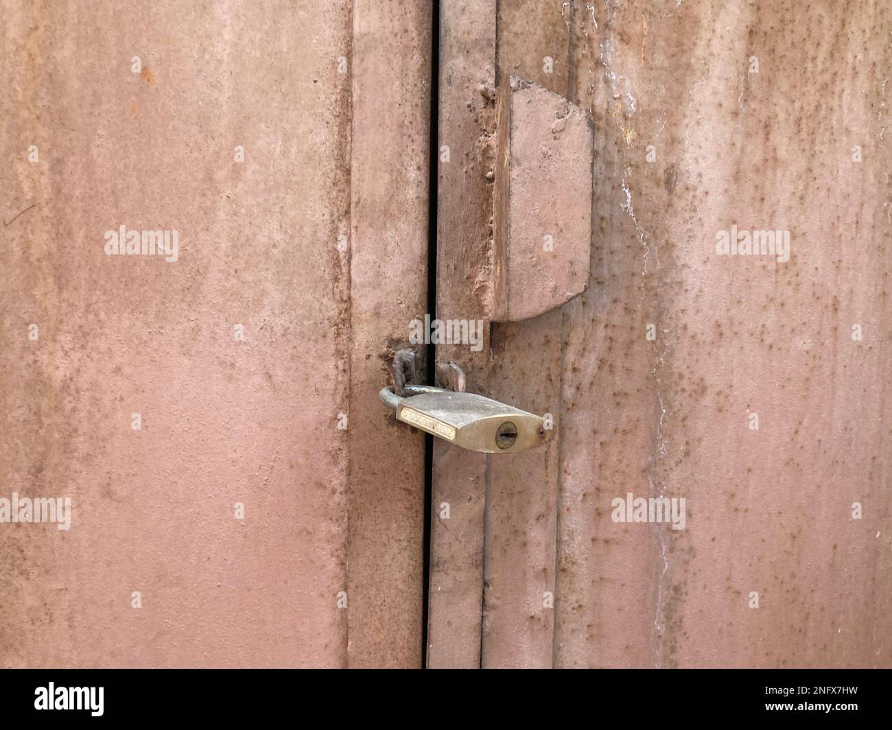 Rust door texture, Iron, metal. Corten steel textures. Background rust ...