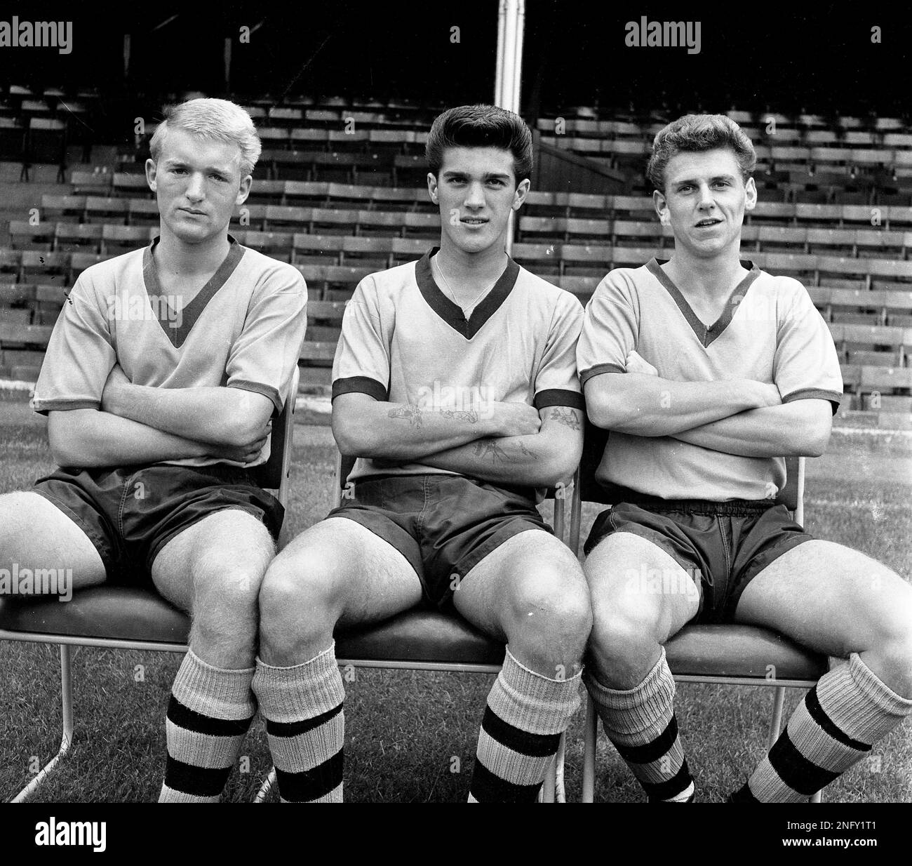 Wolverhampton Wanderers footballers footballers LtoR Ken Knighton, Paddy Rickerby and Bobby Thompson in 1962 Stock Photo
