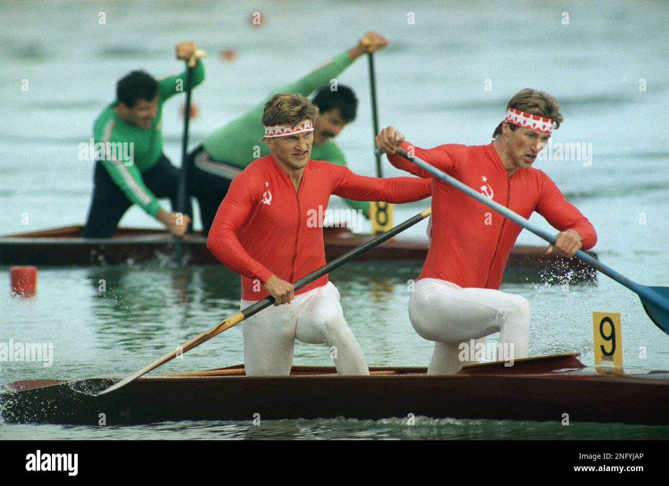 https://c8.alamy.com/comp/2NFYJAP/victor-reneiski-and-nikolai-jouravski-of-the-soviet-union-paddle-their-way-to-the-finish-line-during-the-mens-olympic-canoeing-canadian-pairs-500-meter-final-in-seoul-sept-30-1988-the-soviets-captured-the-gold-medal-by-winning-the-race-in-1-minute-4177-seconds-ap-photorudi-blaha-2NFYJAP.jpg