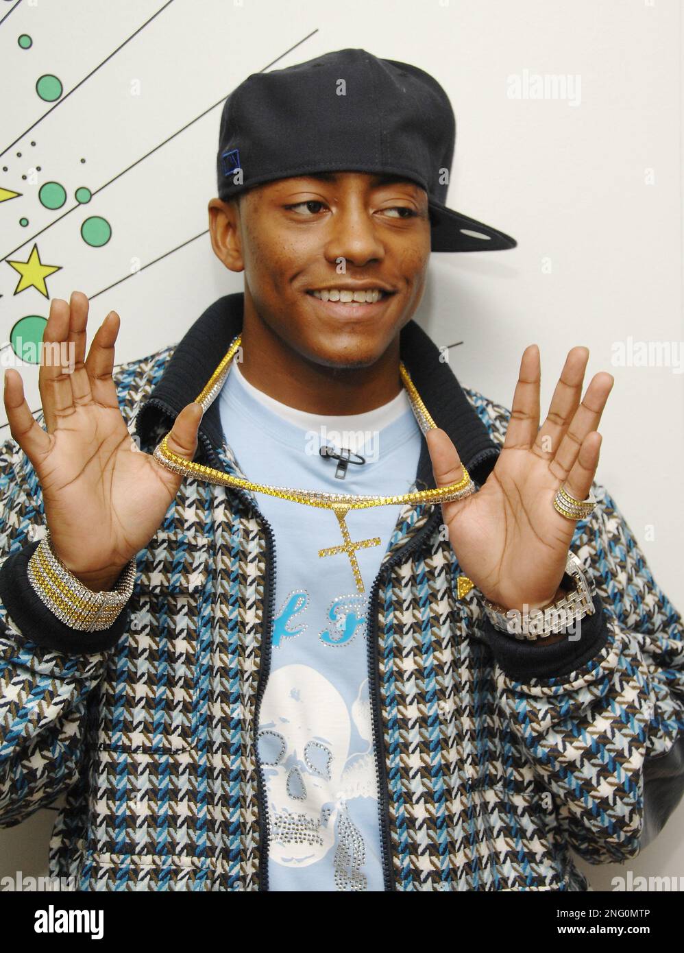 Rapper Cassidy poses backstage after making an appearance on MTV's ...
