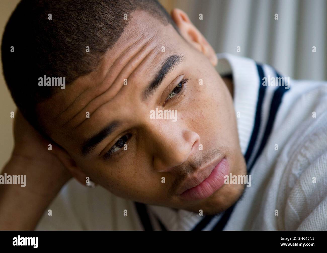 Singer Chris Brown poses for a portrait in Beverly Hills, Calif. on Friday, Oct. 26, 2007. (AP Photo/Matt Sayles Stock Photo - Alamy
