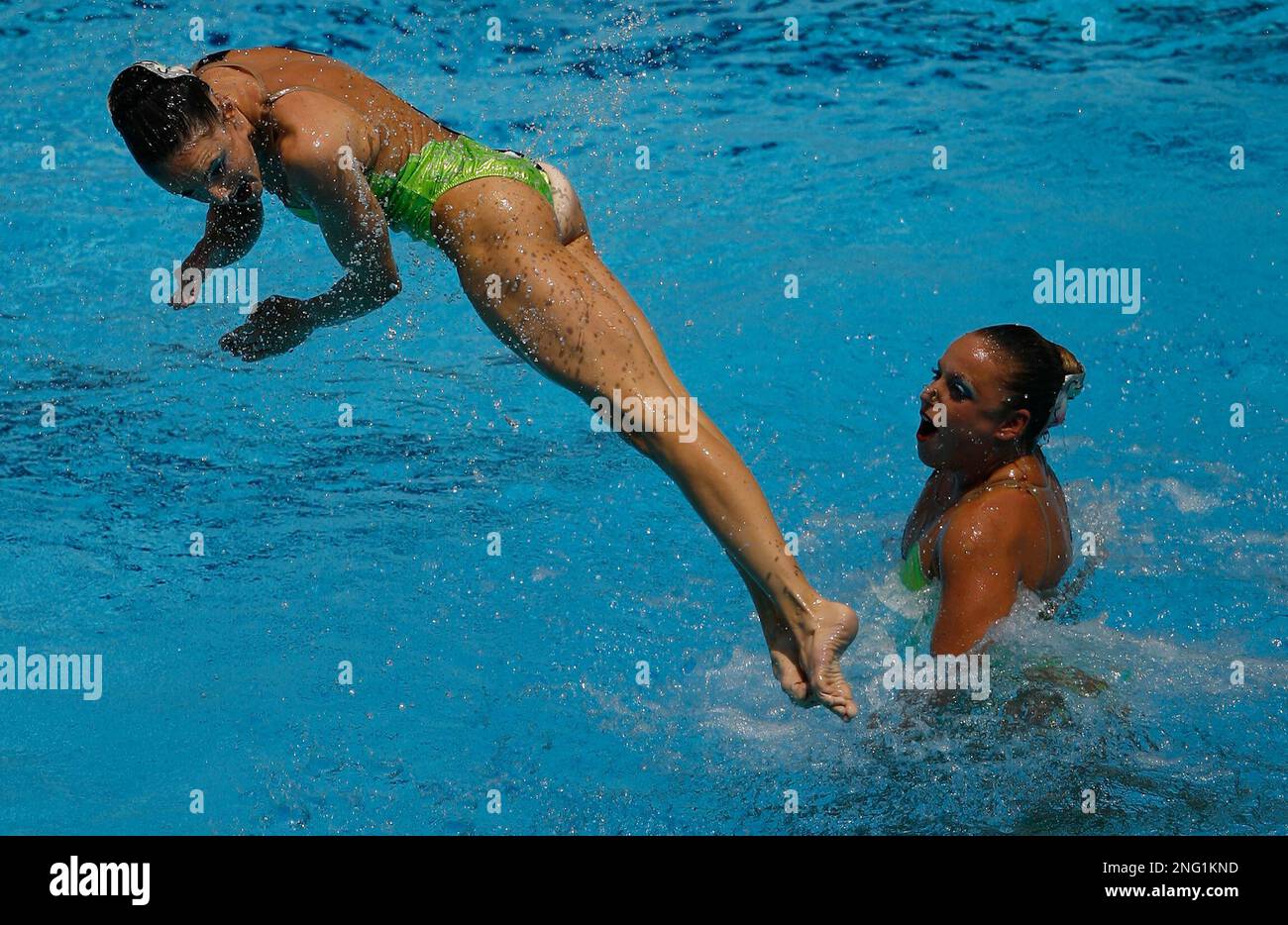 USAs synchronized swimming team performs during the FINA 2nd Synchro World Trophy in Rio de Janeiro, Saturday, Oct. 13, 2007