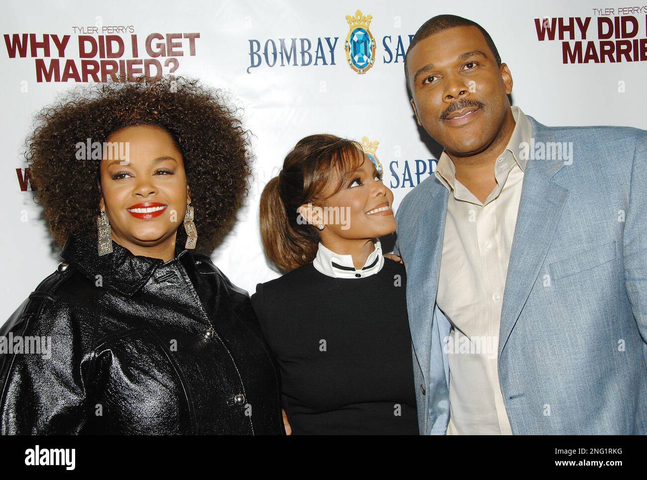 Jill Scott attending the Why Did I Get Married screening, embodying soulful elegance
