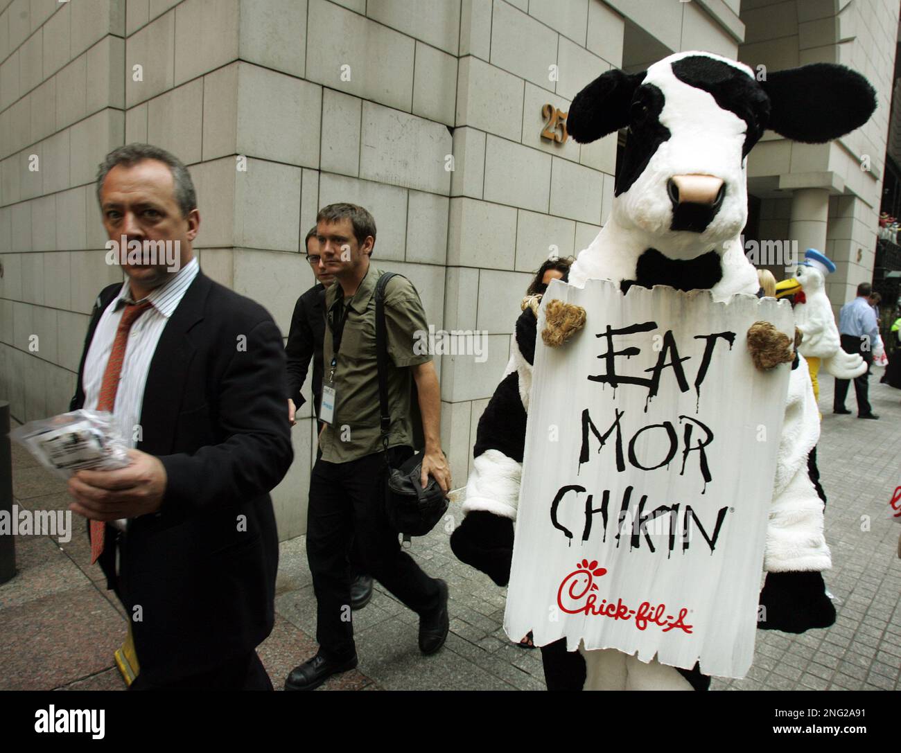 The ChickFilA Cow advertising mascot, participates in the 2007
