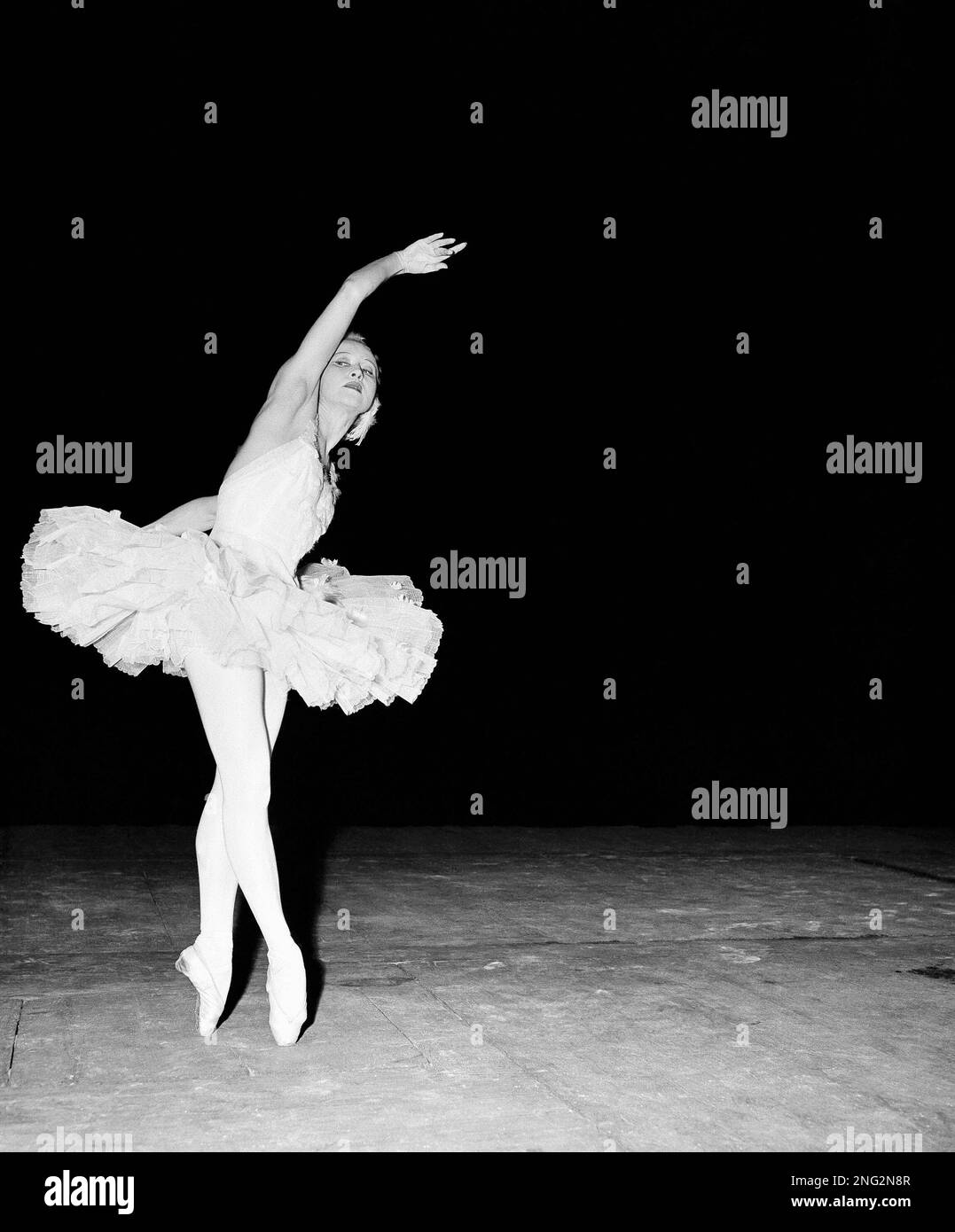Russia' s leading ballerina, Galina Ulanova dances in Saint-Saens ...