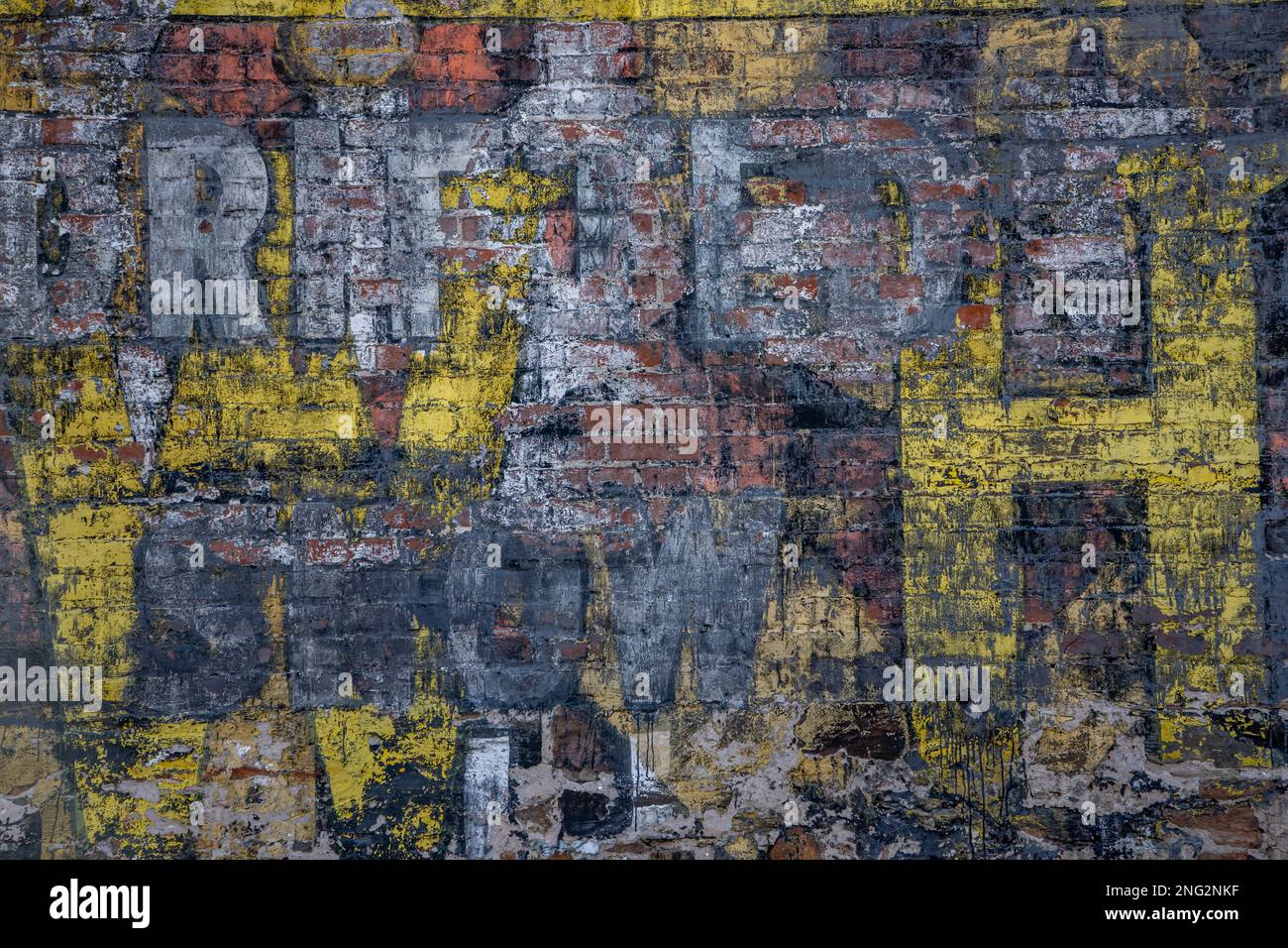 Sutter Creek is a historic Gold Rush town located along Highway 49 in the Sierra Nevada foothills of California. Stock Photo