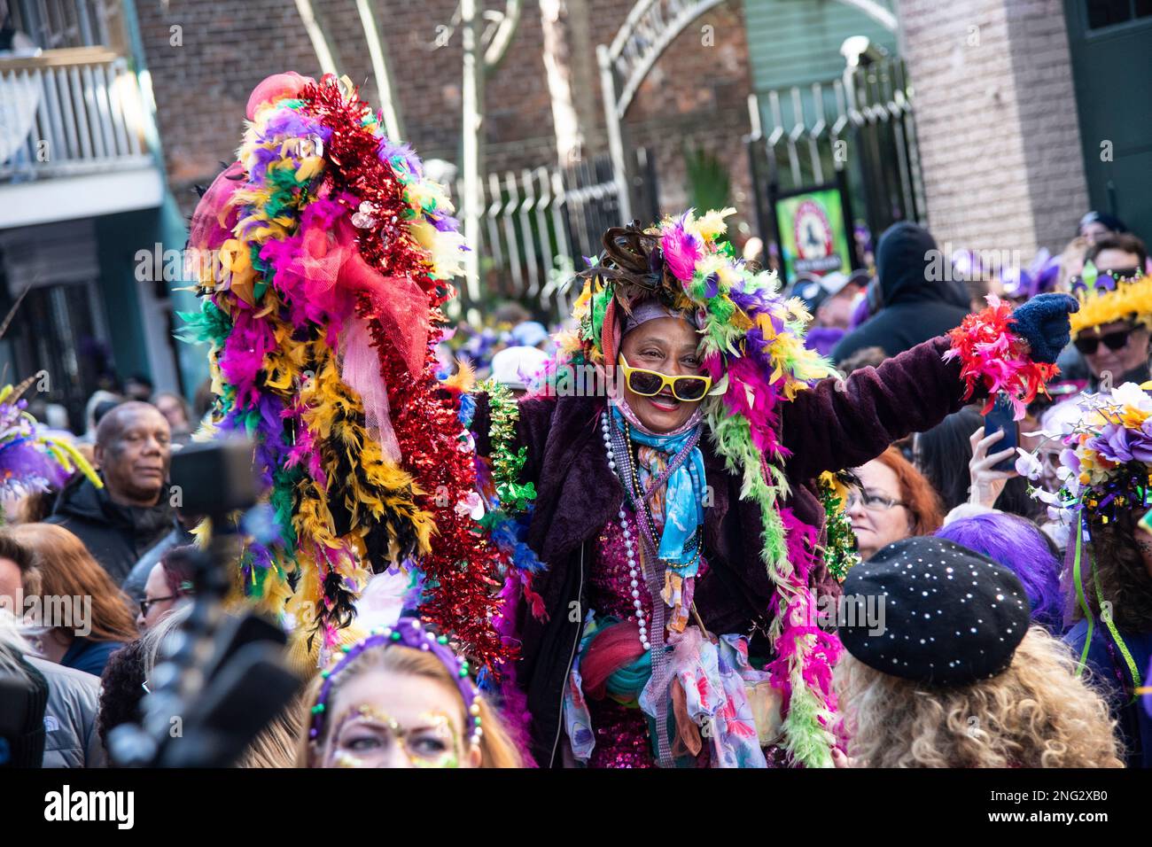 restaurants near mardi gras world