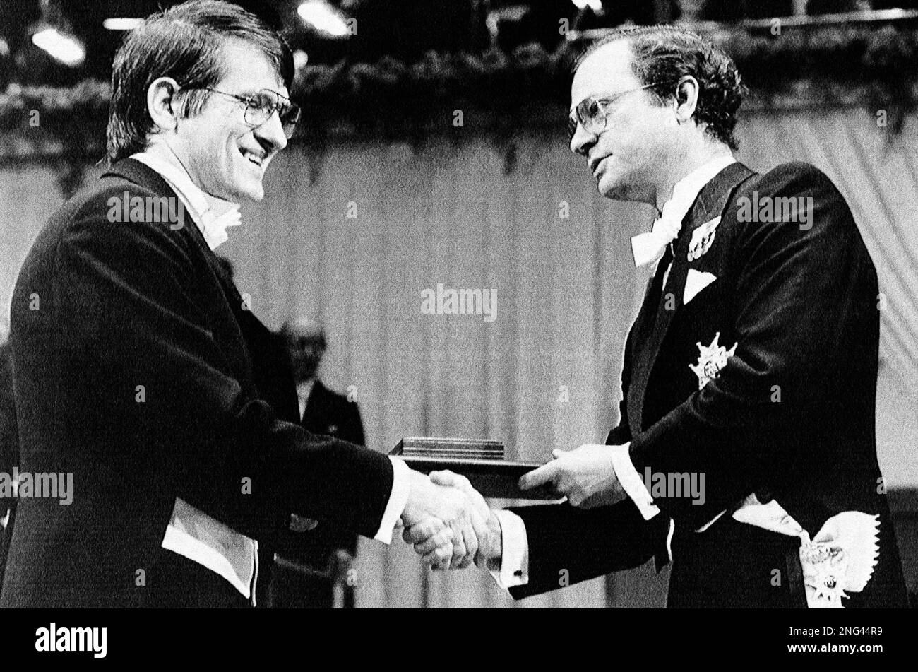 1985 Nobel Physics laureate, Prof. Klaus Von Klitzing of Max Planck ...