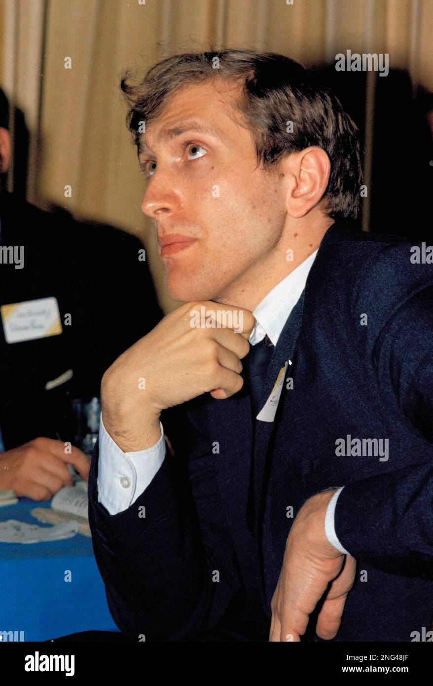 Fifteen-year-old chess star Bobby Fischer of Brooklyn, N.Y., is seen, Sept.  16, 1958 Stock Photo - Alamy