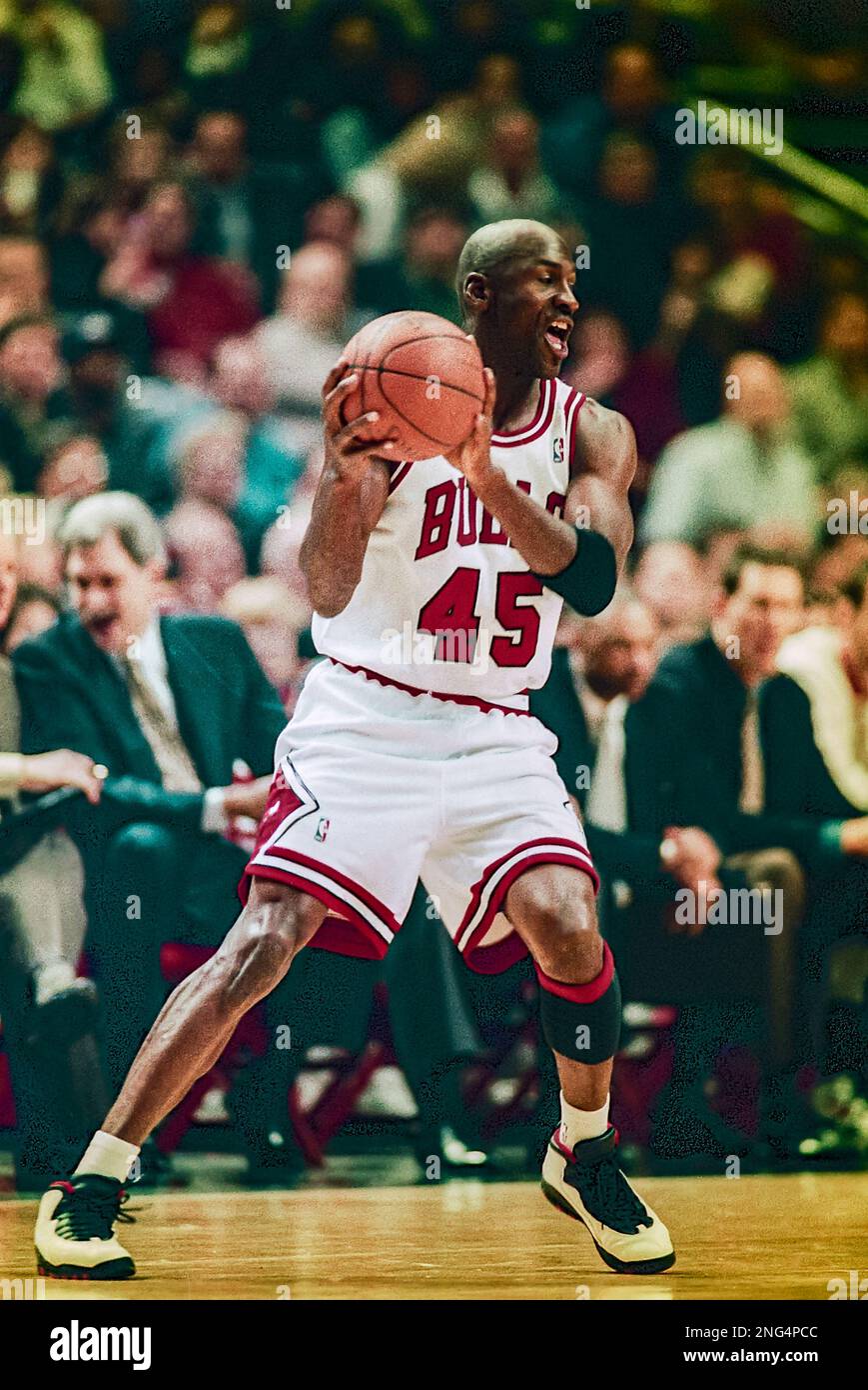 Chicago bulls michael jordan trophy hi-res stock photography and