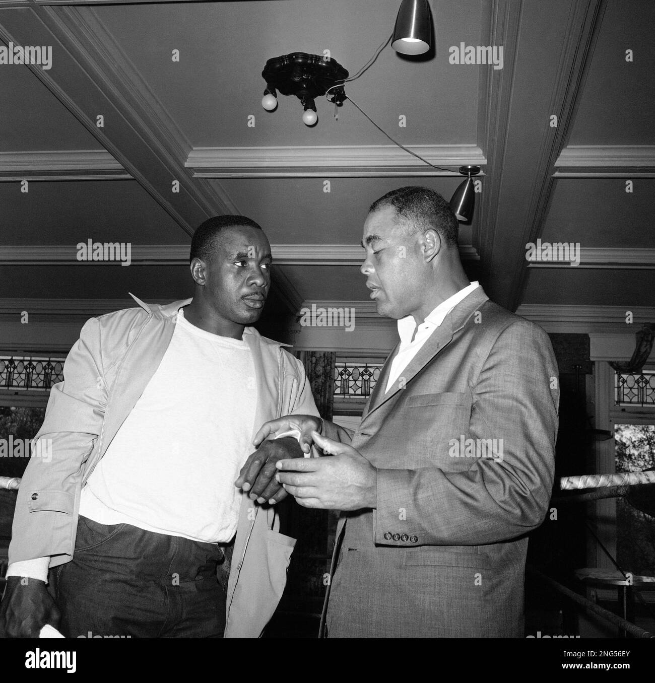 Joe Louis Vs Muhammad Ali