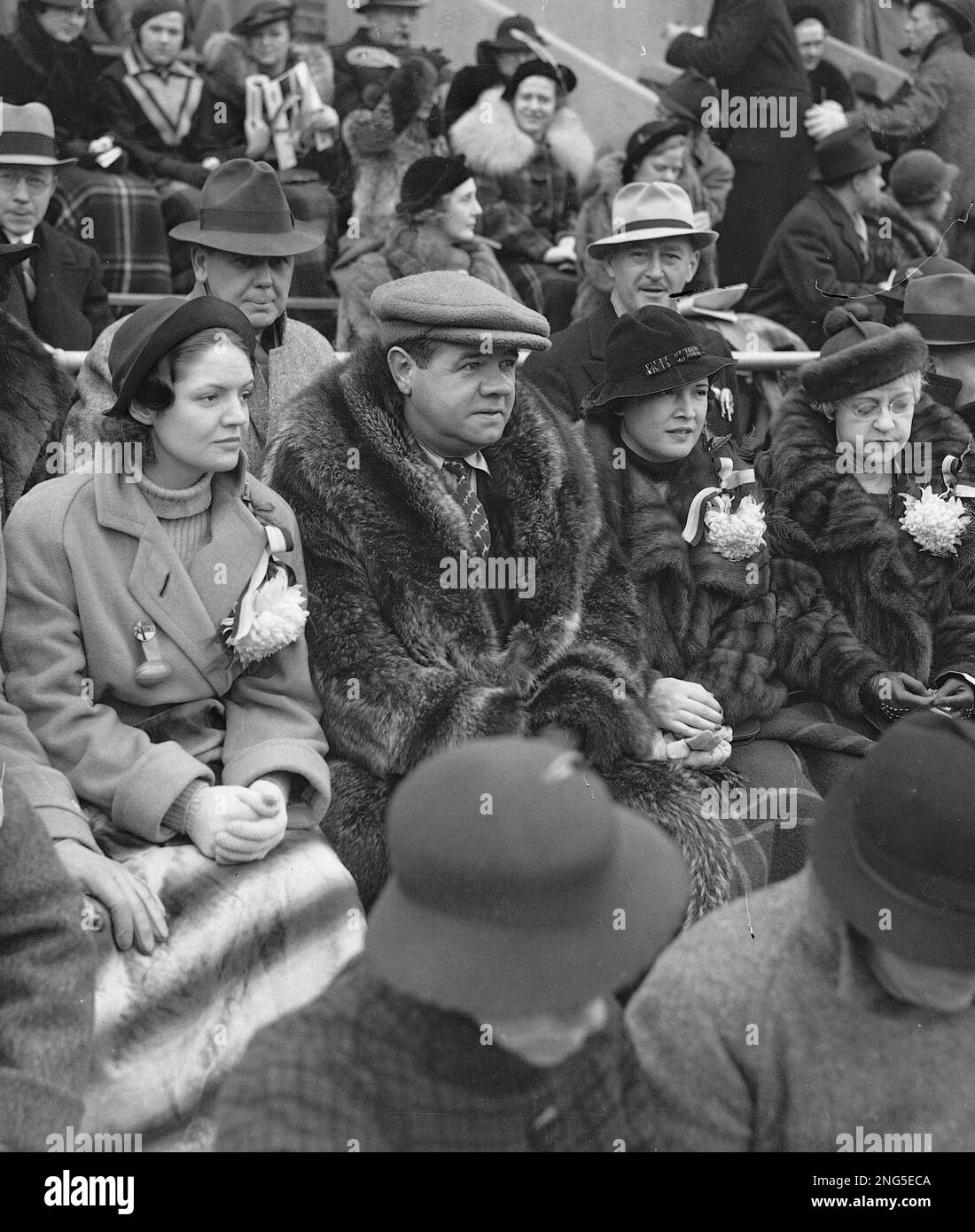 Yankees' baseball legend Babe Ruth, accompanied by his wife Claire ...