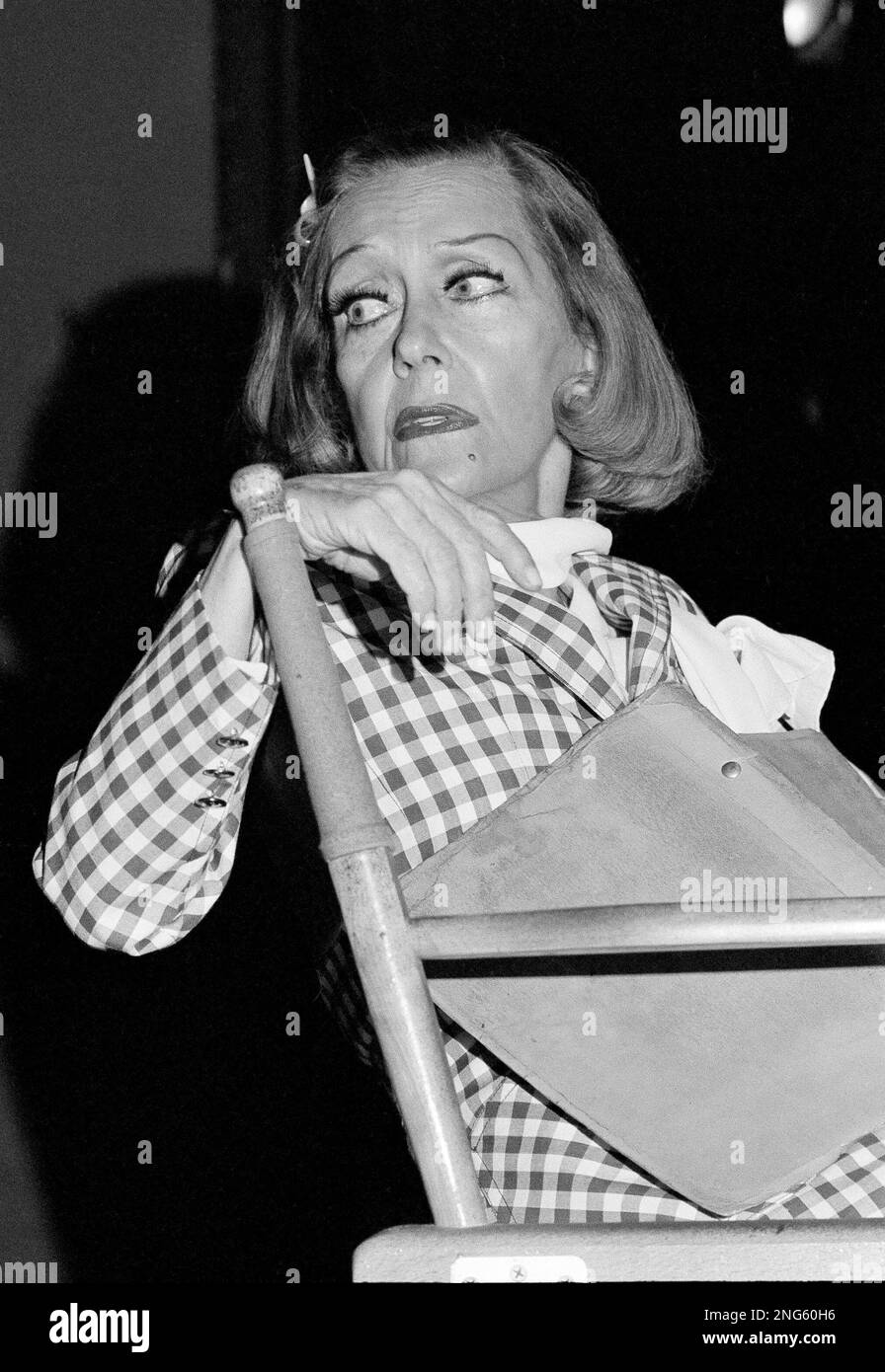Actress Gloria Swanson, 72, is seen Sept. 29, 1971, in New York. Miss
