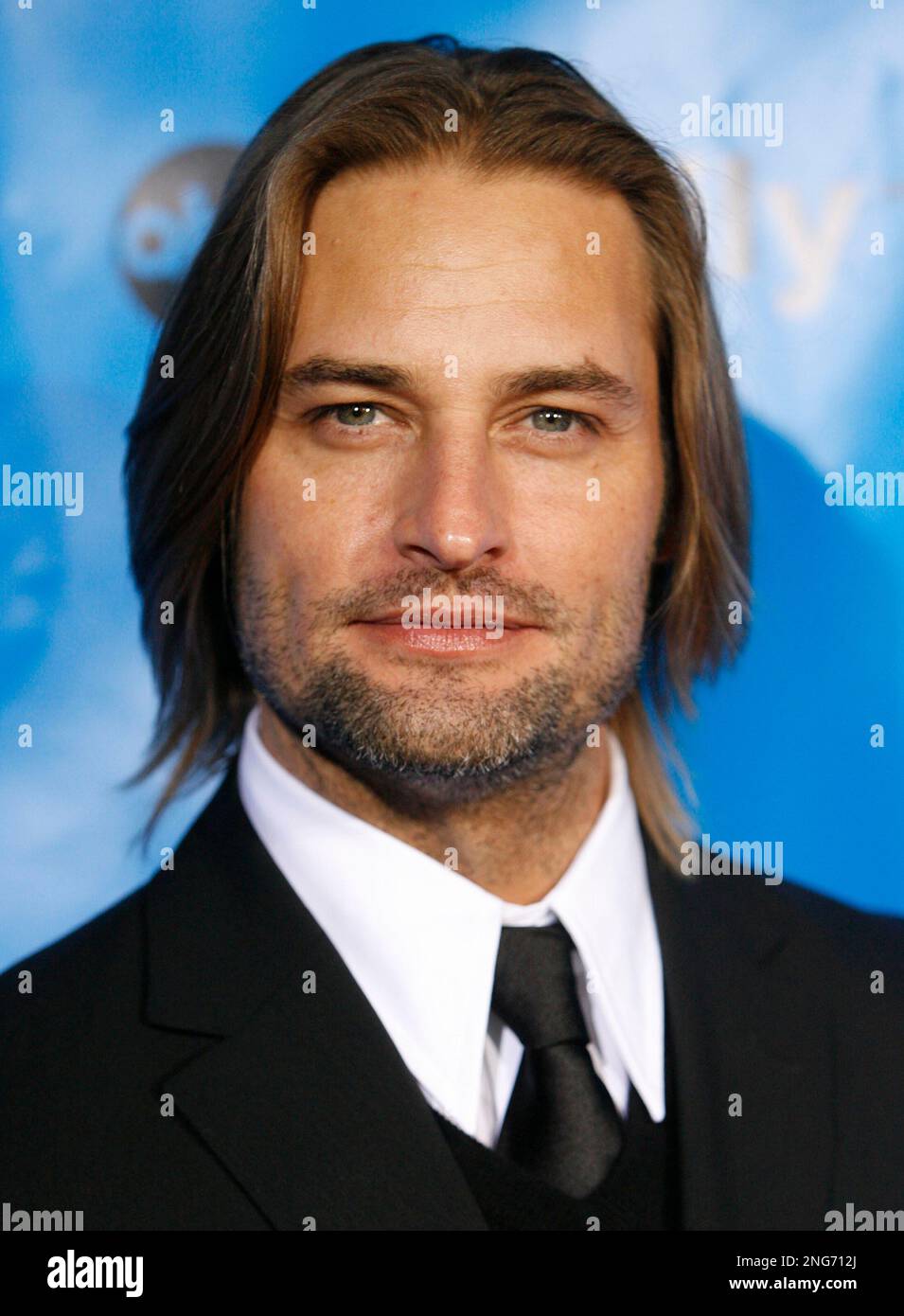 Actor Josh Holloway arrives at the Disney ABC Television Group All Star(02)