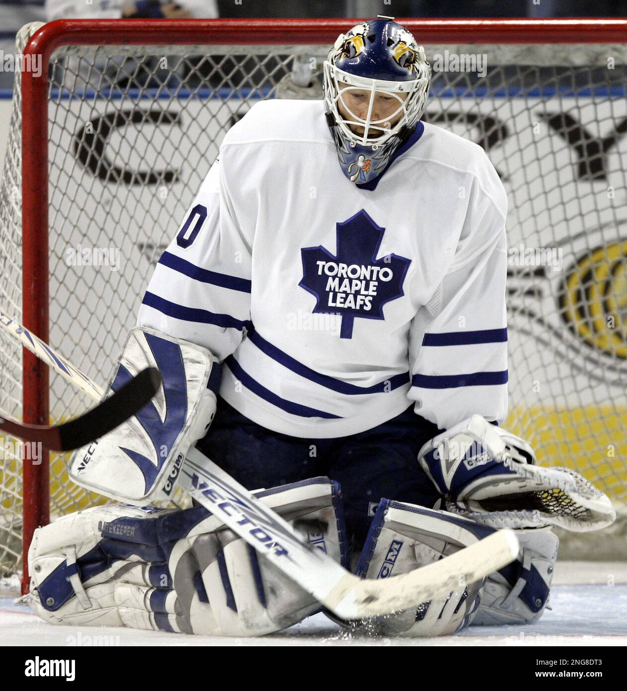 Toronto Maple Leafs goaltender Ed Belfour stops a Tampa Bay Lightning