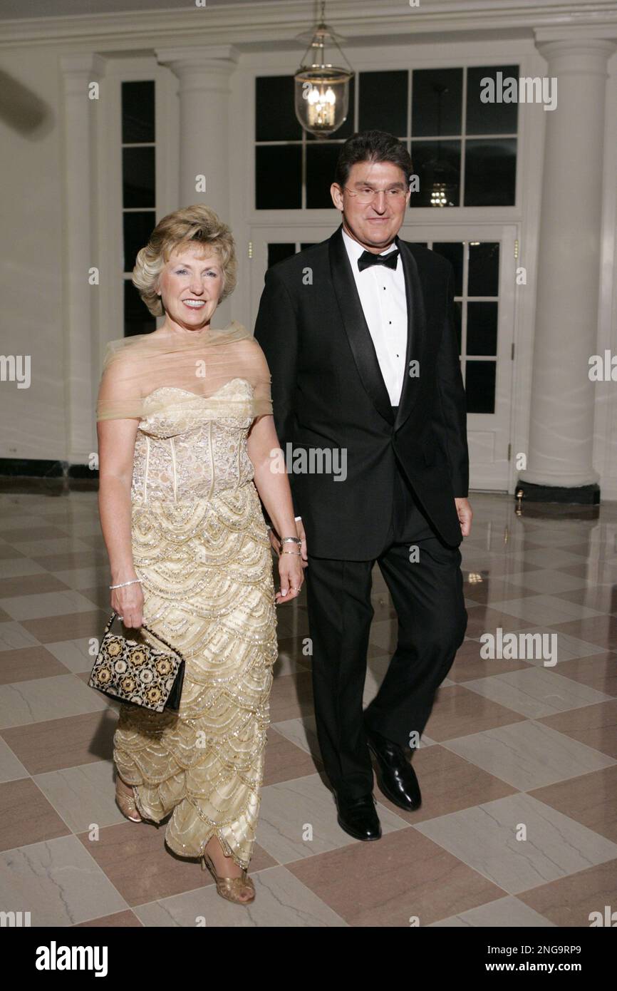 West Virginia Gov. Joe Manchin III arrives with his wife Gayle at the ...