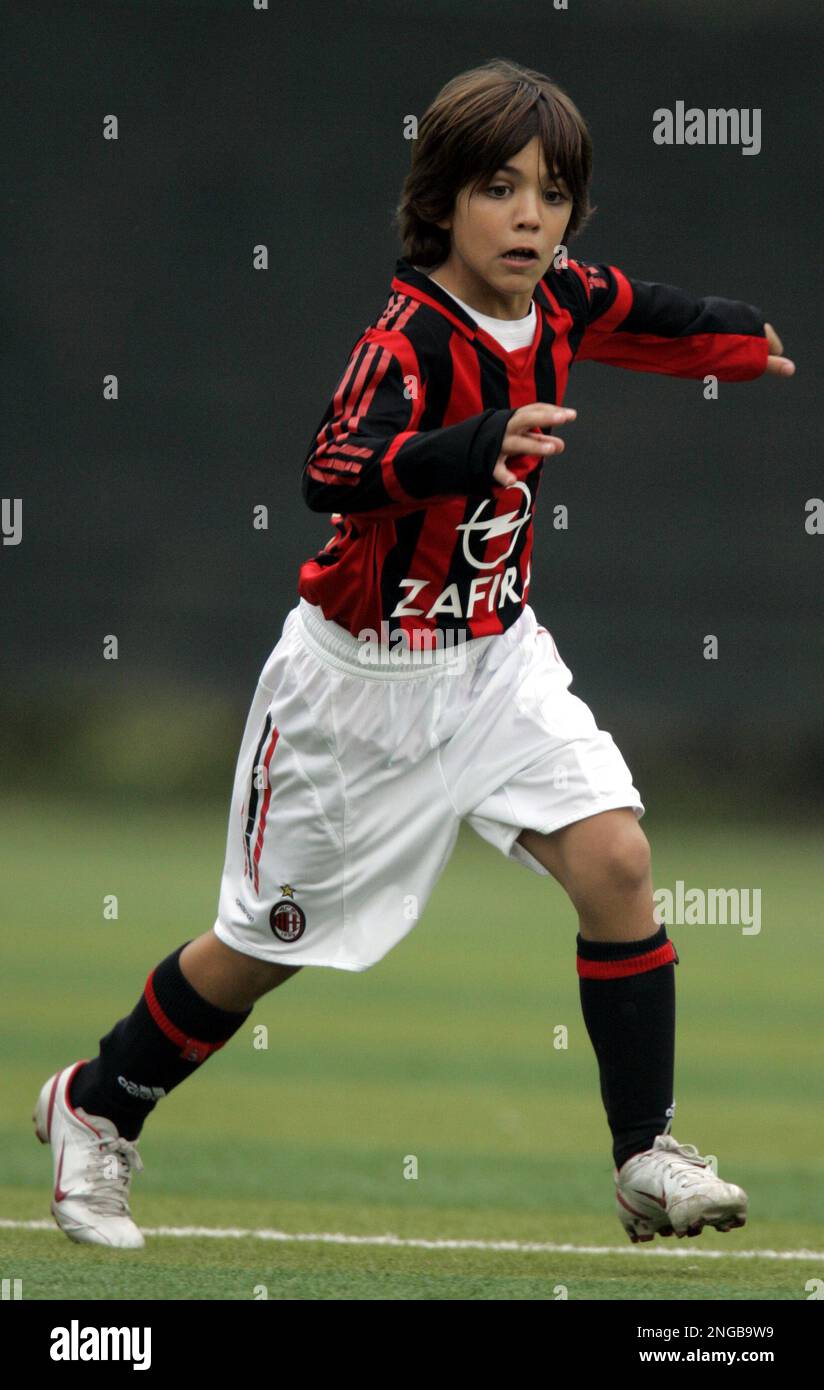 ac milan jersey maldini