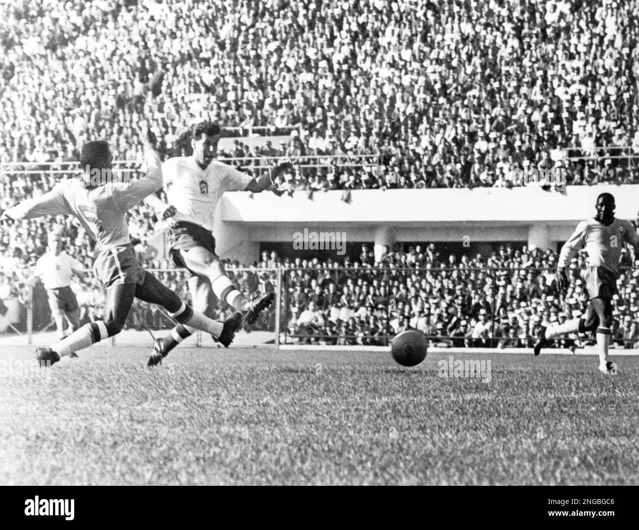 Czechoslovakia's Josef Masopust, second left, scores a goal against