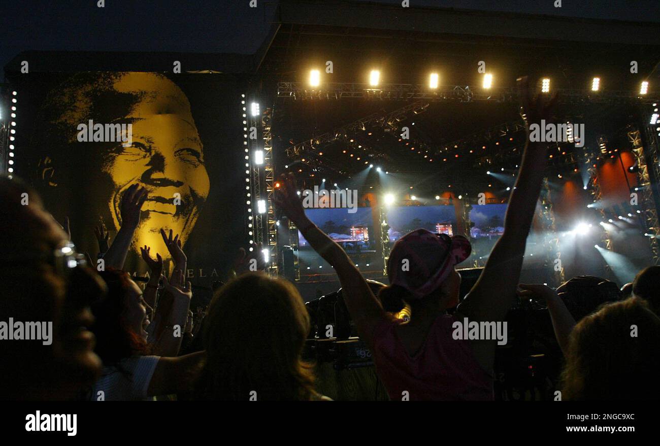 Raptures fans at the Nelson Mandela Foundation "46664" HIV/AIDS campaign benefit concert in