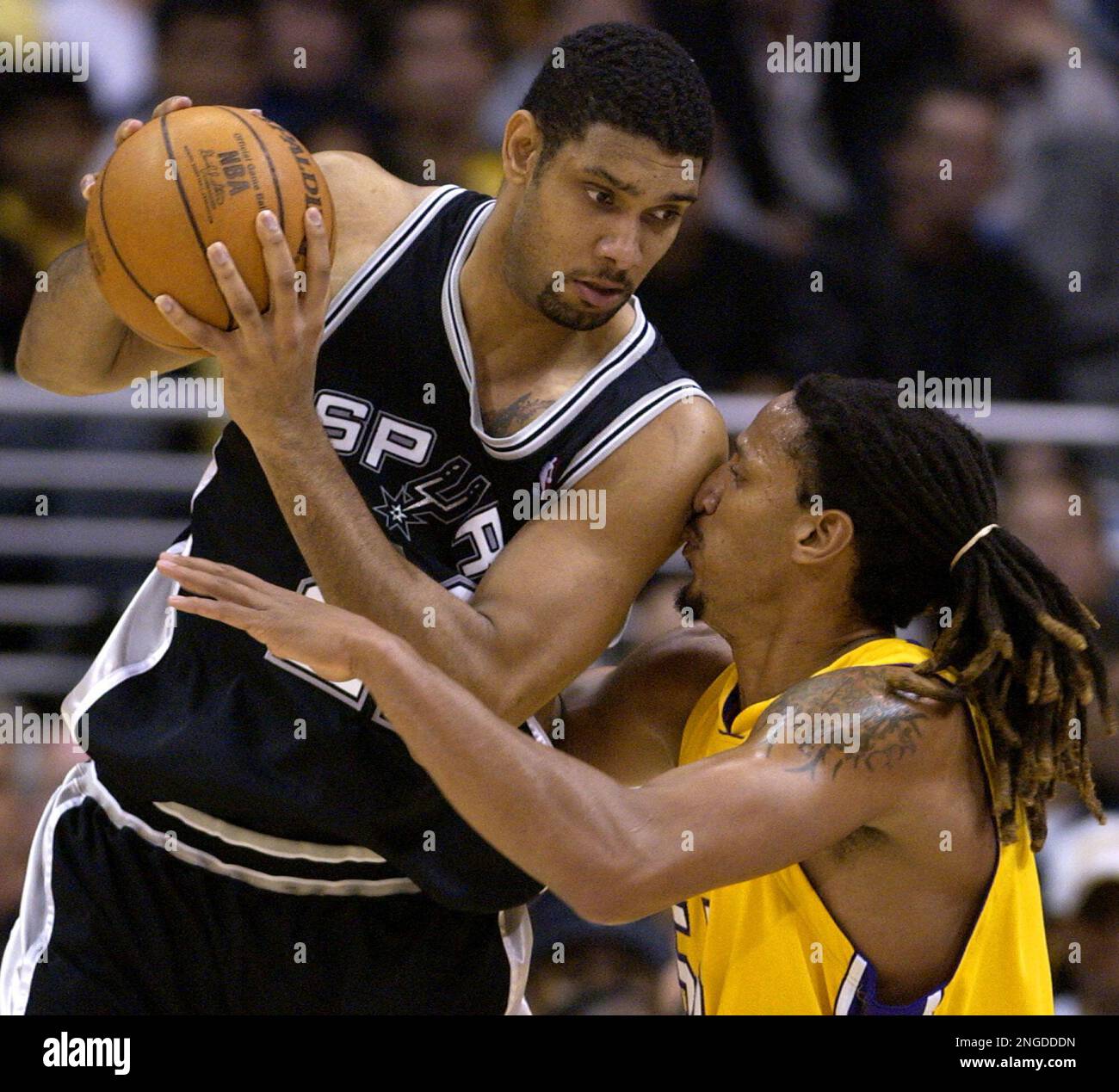 Tim Duncan, No. 5