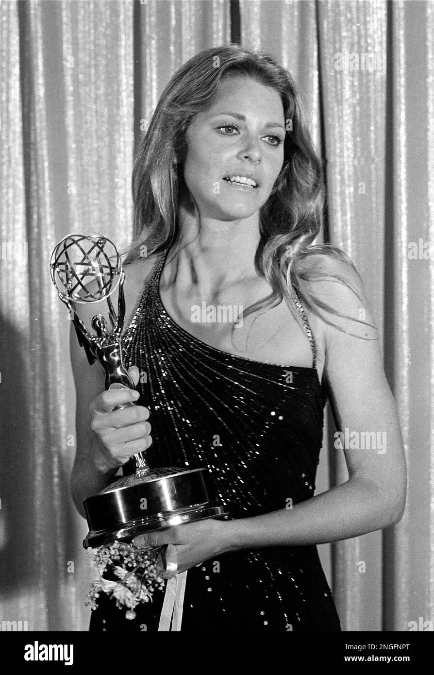 Actress Lindsay Wagner holds her Emmy award at the 29th Annual ...