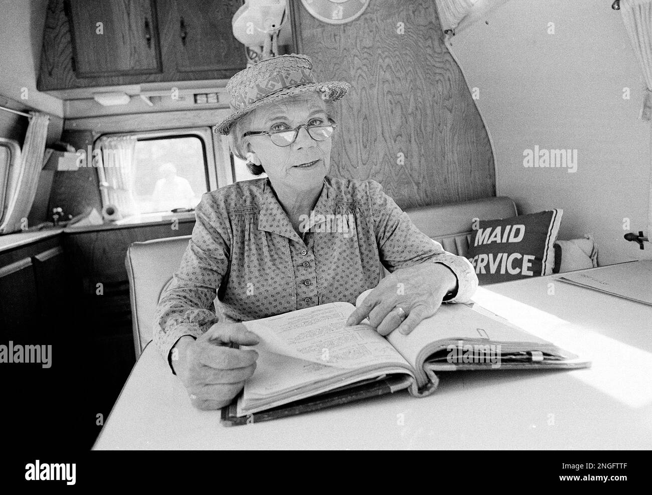 Actress Ellen Corby, who plays Grandma Walton in the series "The(09)