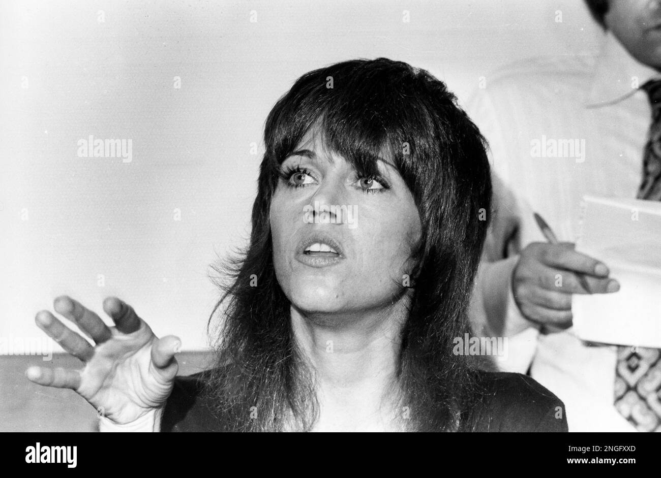 Actress and political activist Jane Fonda holds a news conference in Paris, France, on July 25, 1972, after returning from Hanoi, North Vietnam, where Fonda met several American prisoners of war. (AP Photo) Stock Photo