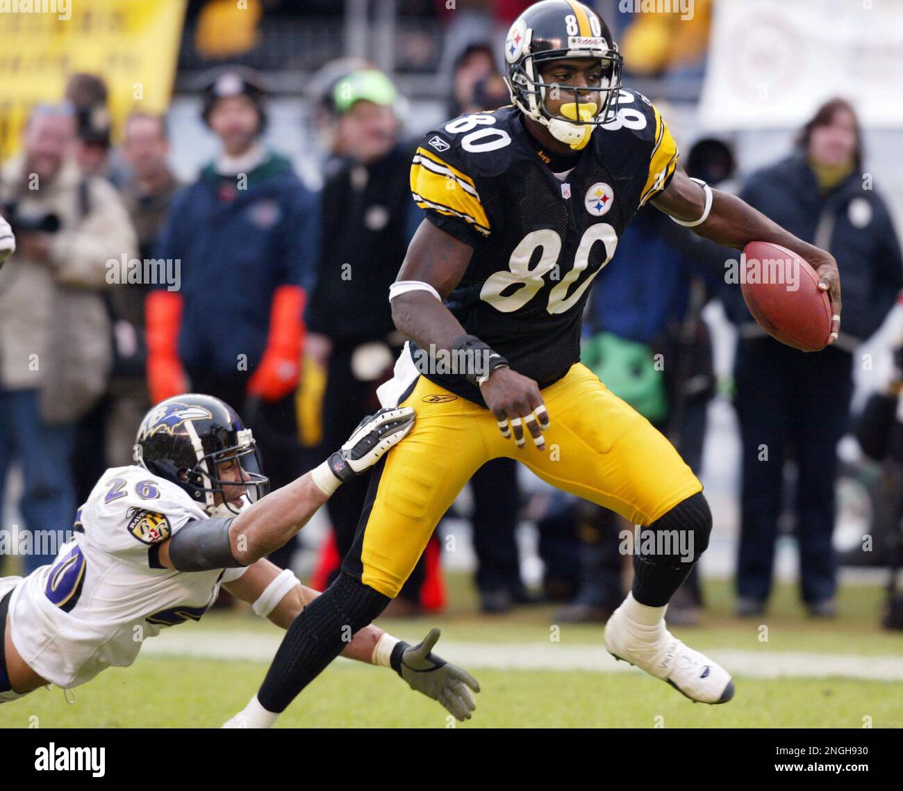 Wide receiver Plaxico Burress of the Pittsburgh Steelers during a