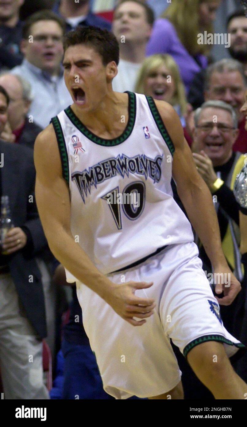 Minnesota Timberwolves guard Wally Szczerbiak lets out a howl as the  Timberwolves take an eight-point lead over the Sacramento Kings in the  third quarter in Minneapolis, Friday, Dec. 14, 2001. The Timberwolves