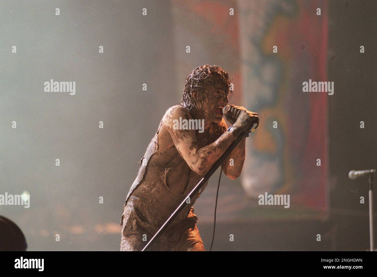 Trent Reznor Lead Singer Of Nine Inch Nails Performs Covered In Mud Trent Reznor Lead Singer Of Nine Inch Nails Performs Covered In Mud