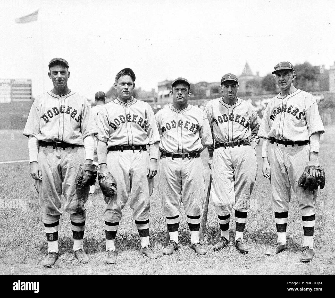 Five Brooklyn Dodgers pose July 11,1933 at Ebbets Field in New York. From  left, are: Joe Hutcheson, Sam, Leslie, Dan Taylor, Johnny Frederick and  Walter Beck. (AP Photo Stock Photo - Alamy