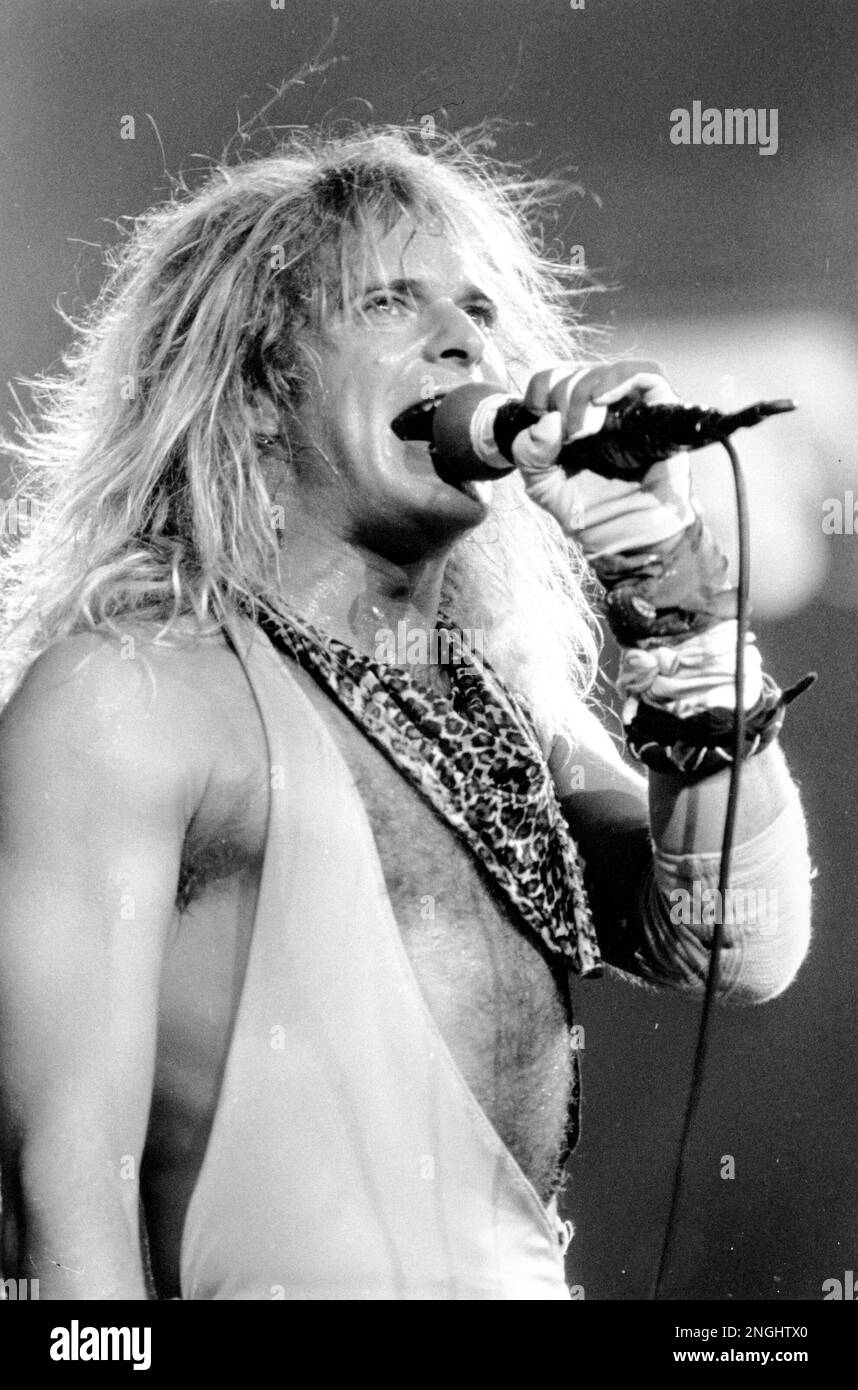 David Lee Roth, lead singer of the rock group Van Halen, sings during a ...