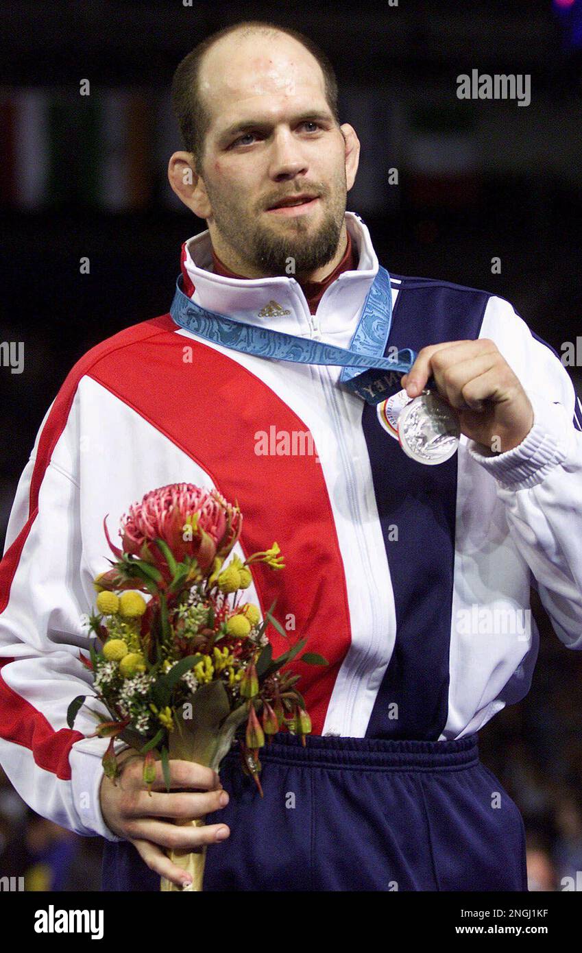 UFC legenden Matt Lindland graderad till svart bälte i Jiu-Jitsu