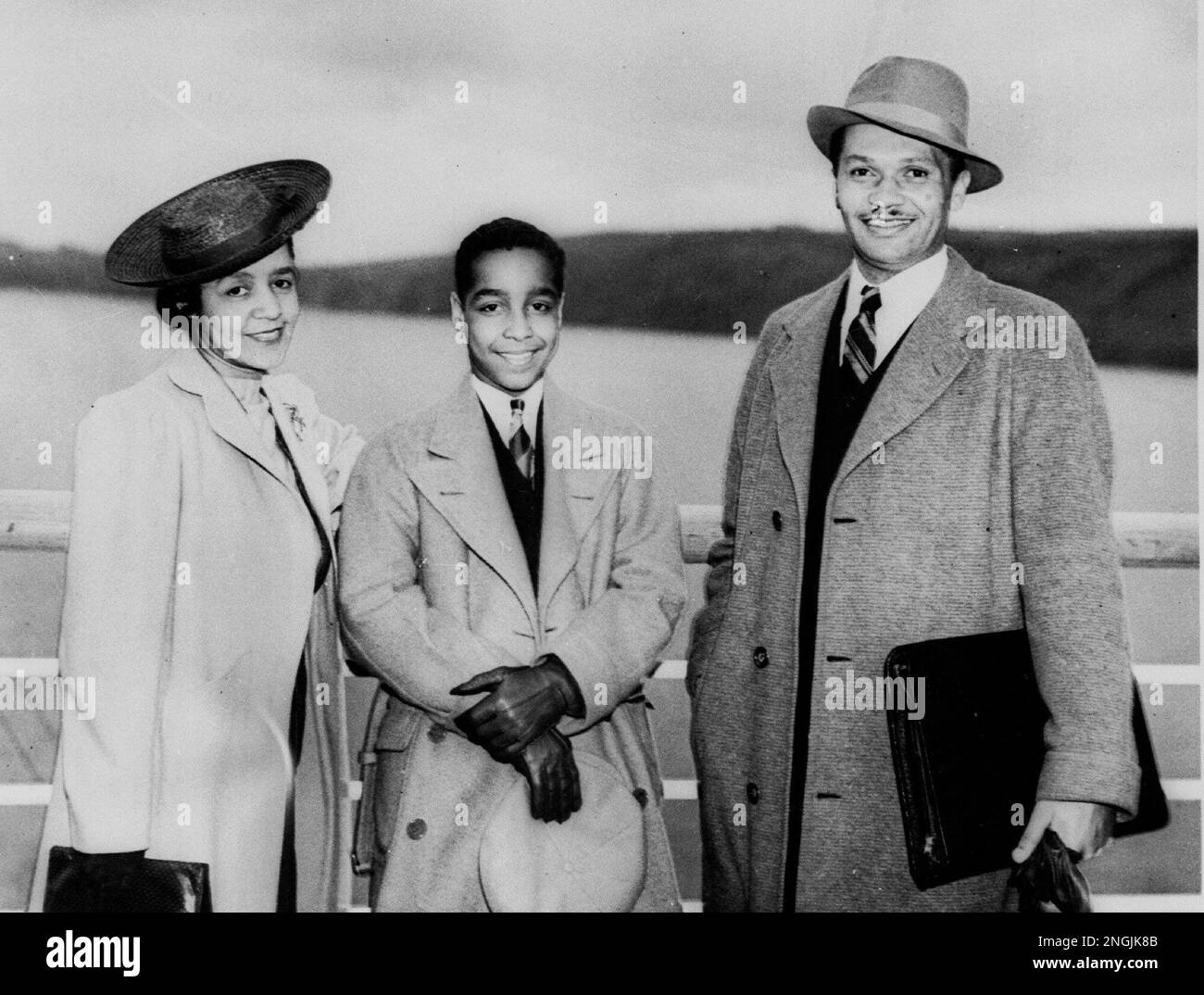 Singer Todd Duncan pictured with his wife Gladys and son Charles on