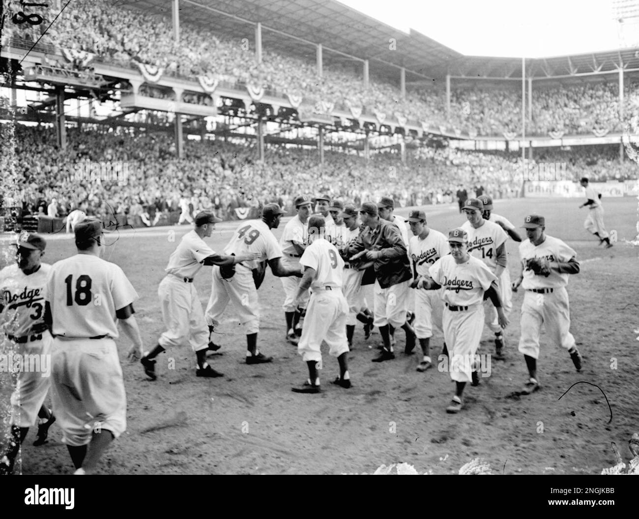 Photo: Jackie Robinson Pee Wee Reese Brooklyn Dodgers 1953 