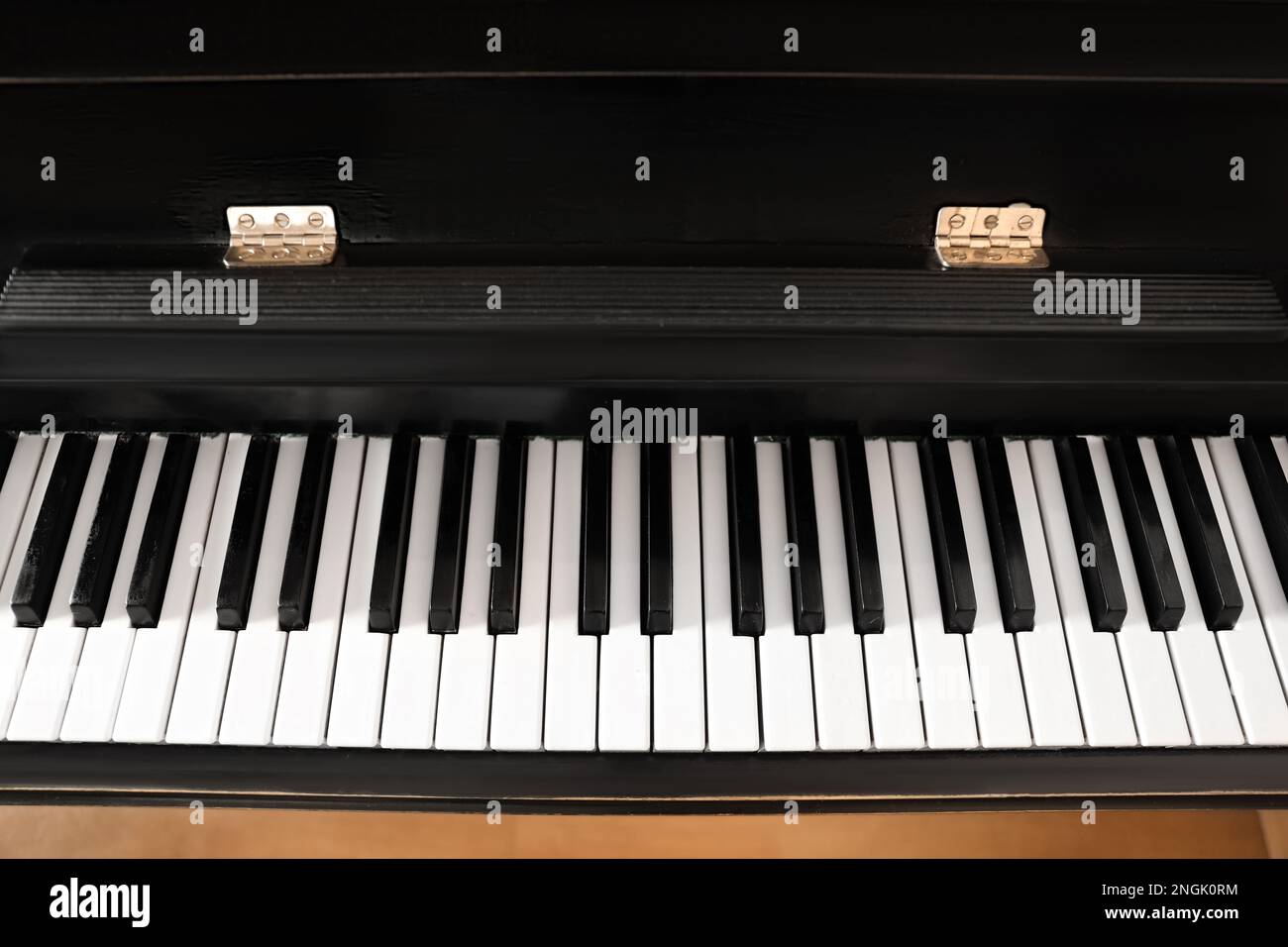 Modern cheap piano keys