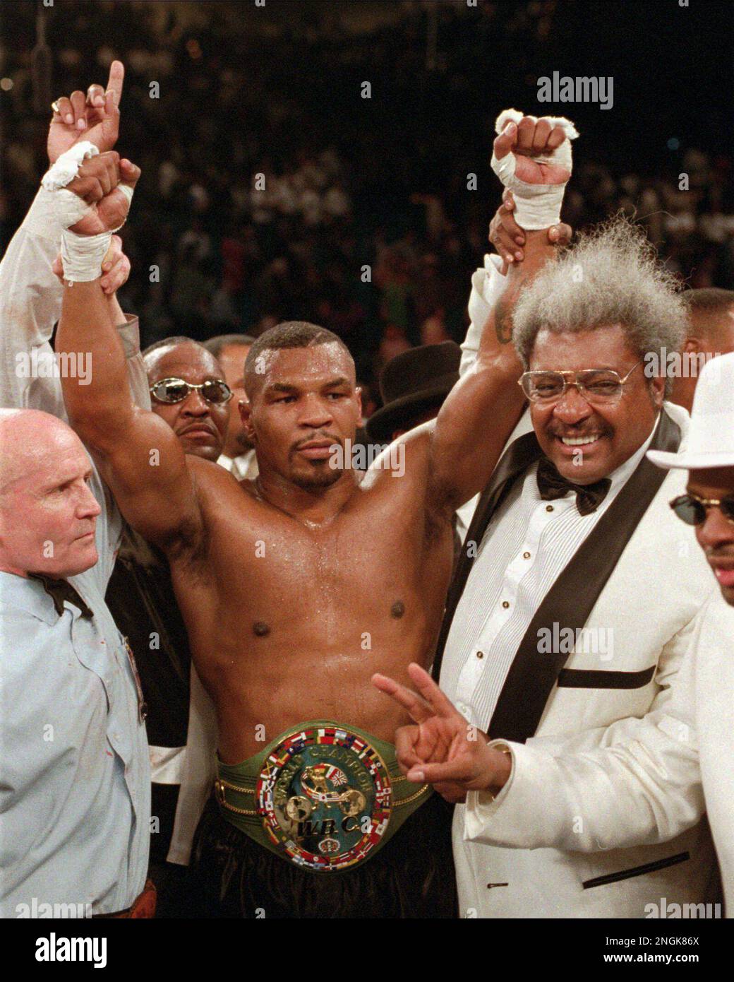 Original photo￼Mike Tyson and Don King Las Vagas