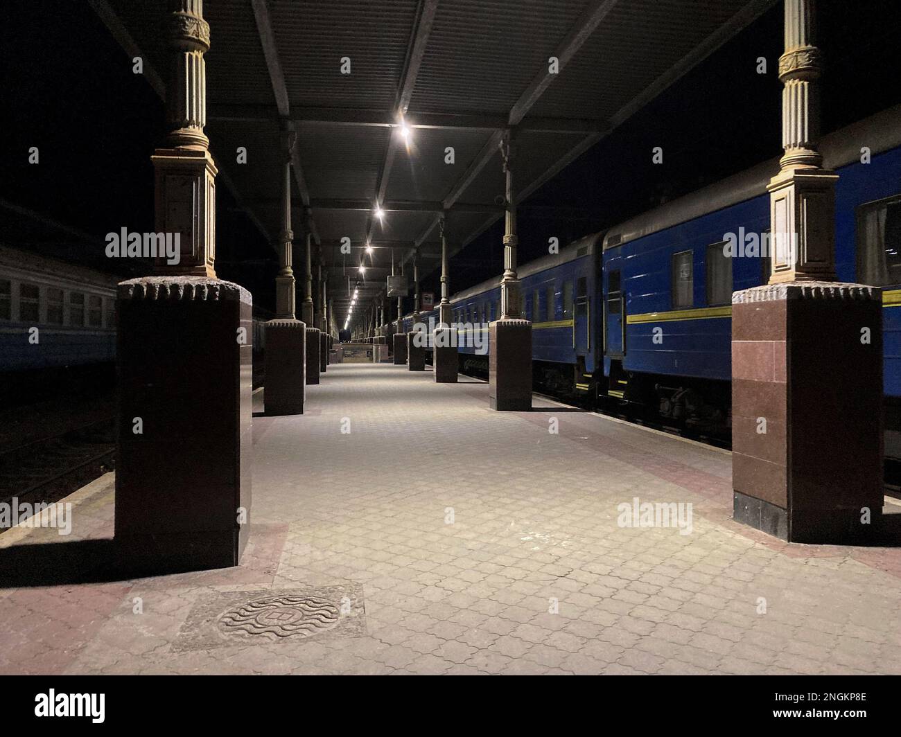 KHARKIV, UKRAINE - May, 08, 2022. Sleeping Car of the Ukrainian Railways on an overnight train ready for departure to Kyiv in Kharkiv train station pl Stock Photo