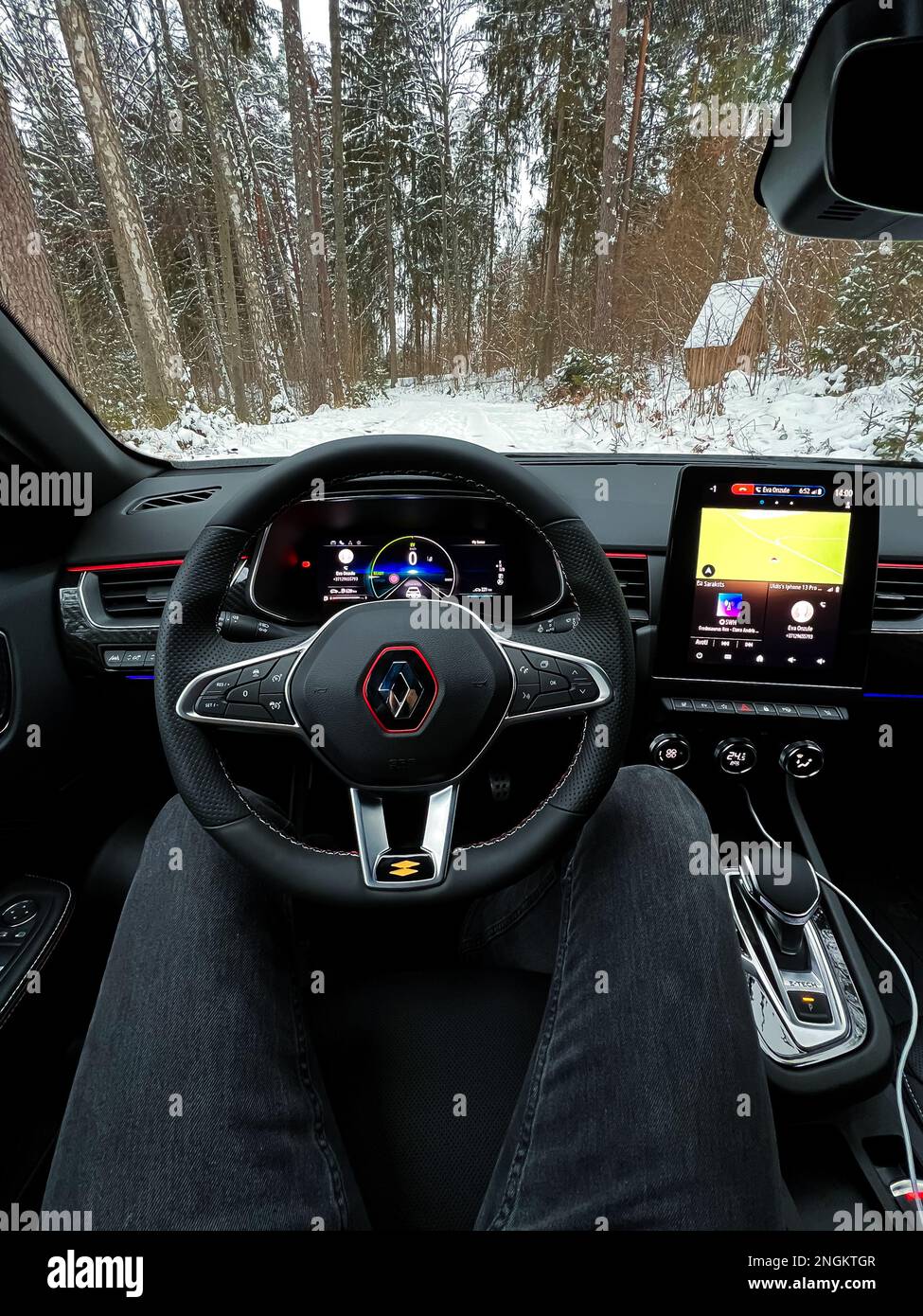 Renault Arkana RSline Valencia Orange crossover SUV Etech hybrid car