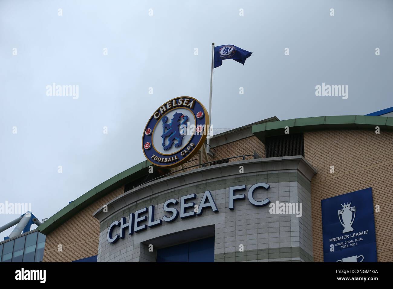 Chelsea football club flag hi-res stock photography and images - Alamy