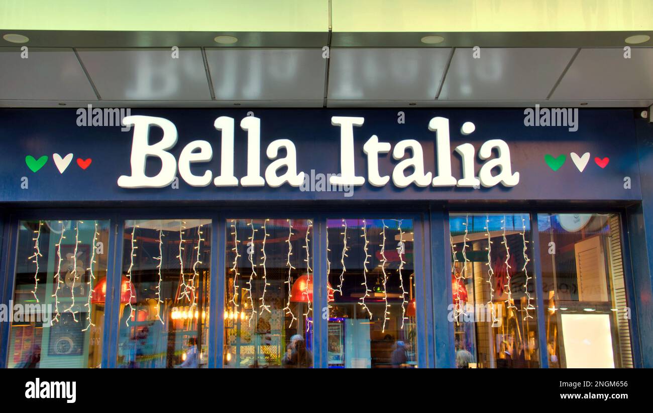 Bella Italia Italian restaurant sign window door  sauchiehall street Glasgow, Scotland, UK Stock Photo