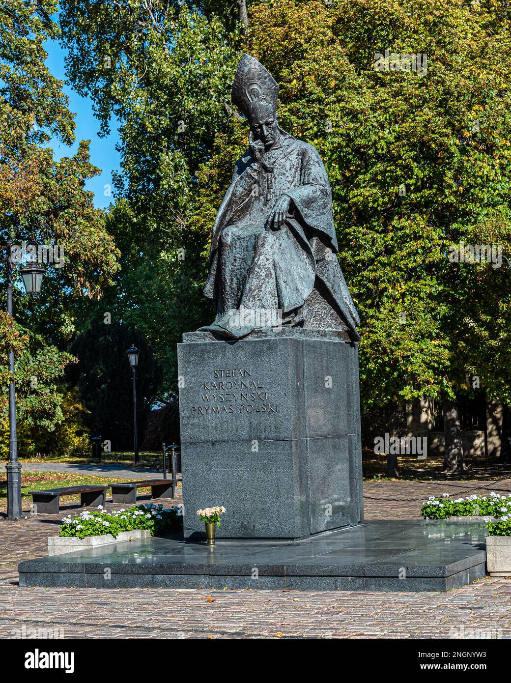 The monument to Cardinal Stefan Wyszyński is located on a memorable square in front of the Church of the Visitation Sisters in Krakowskie Przedmieście Stock Photo