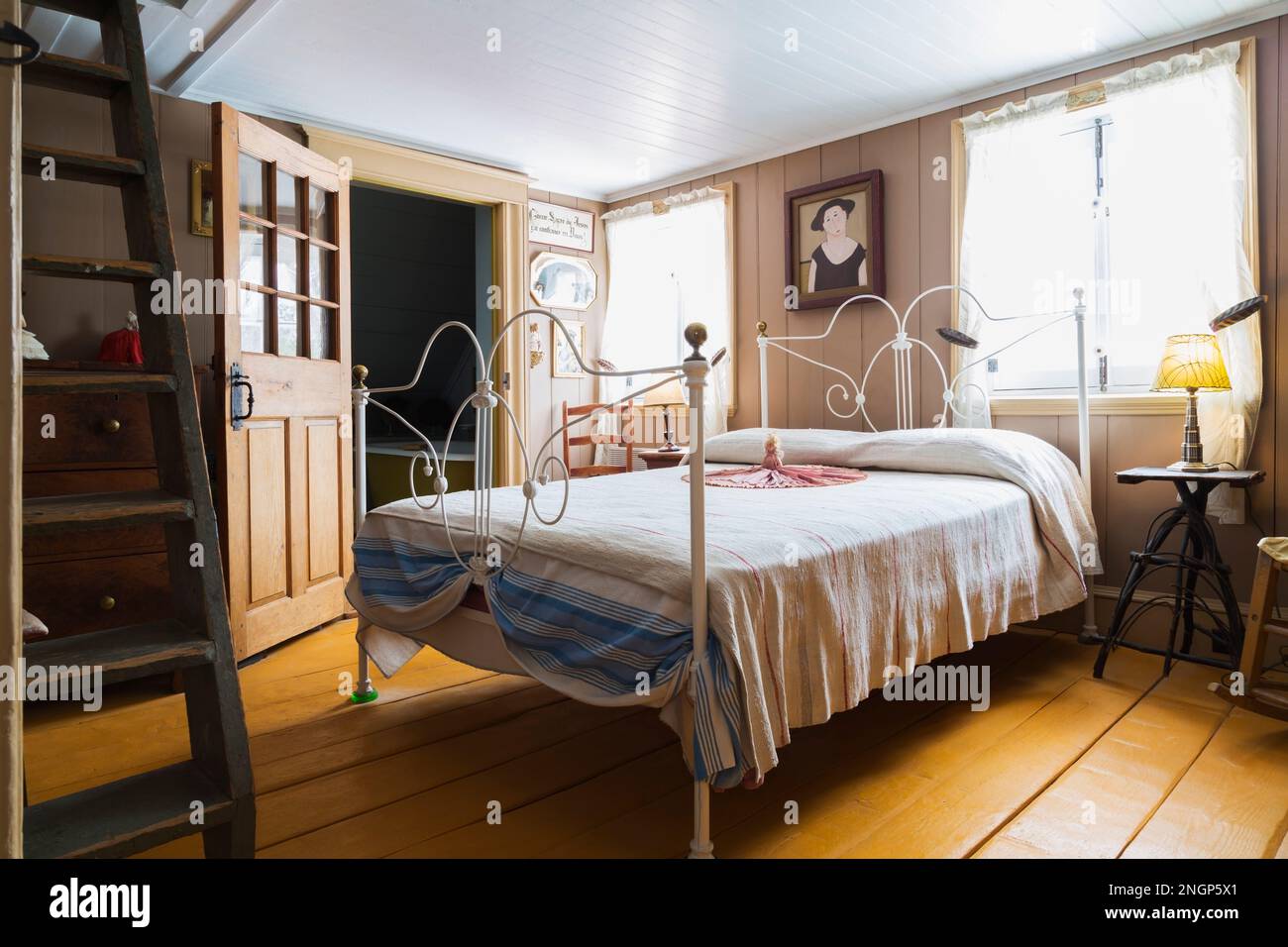 How To Get A Double Bed Up Stairs at Ward Dizon blog