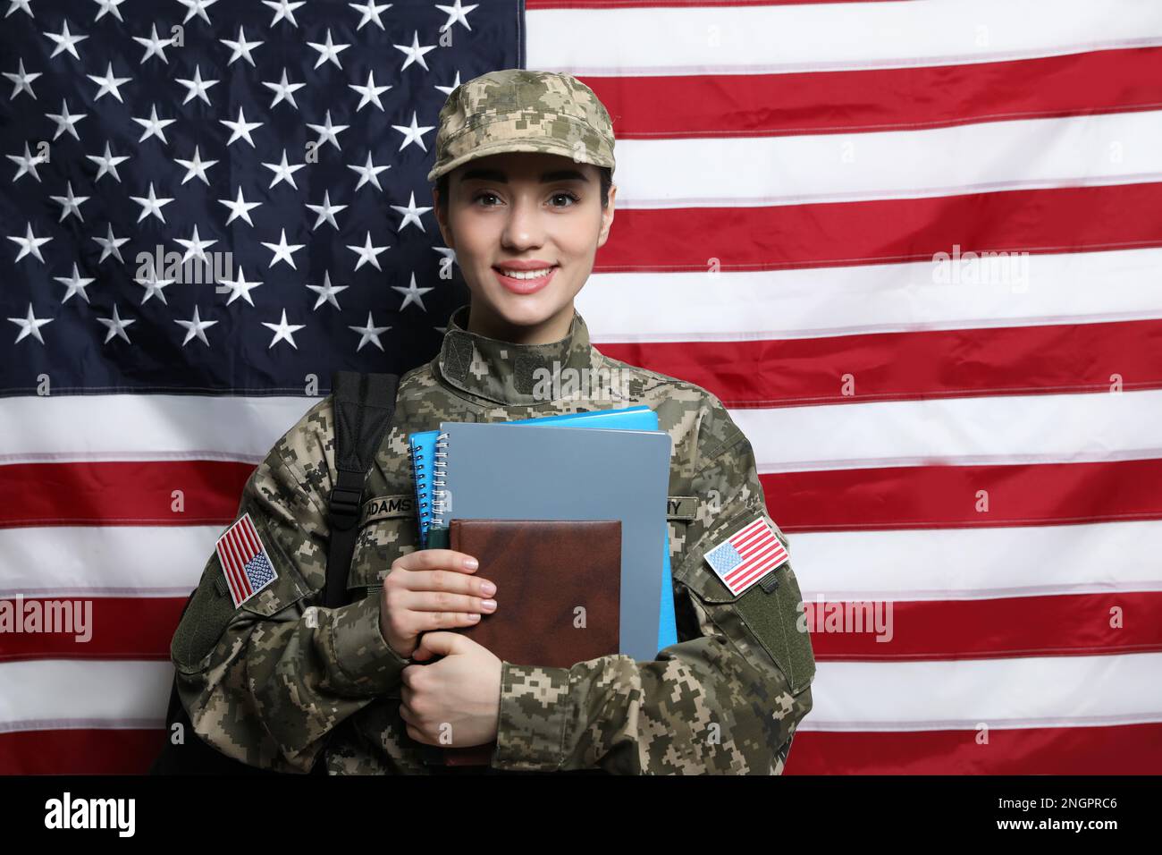 Female united states military hi-res stock photography and images - Alamy