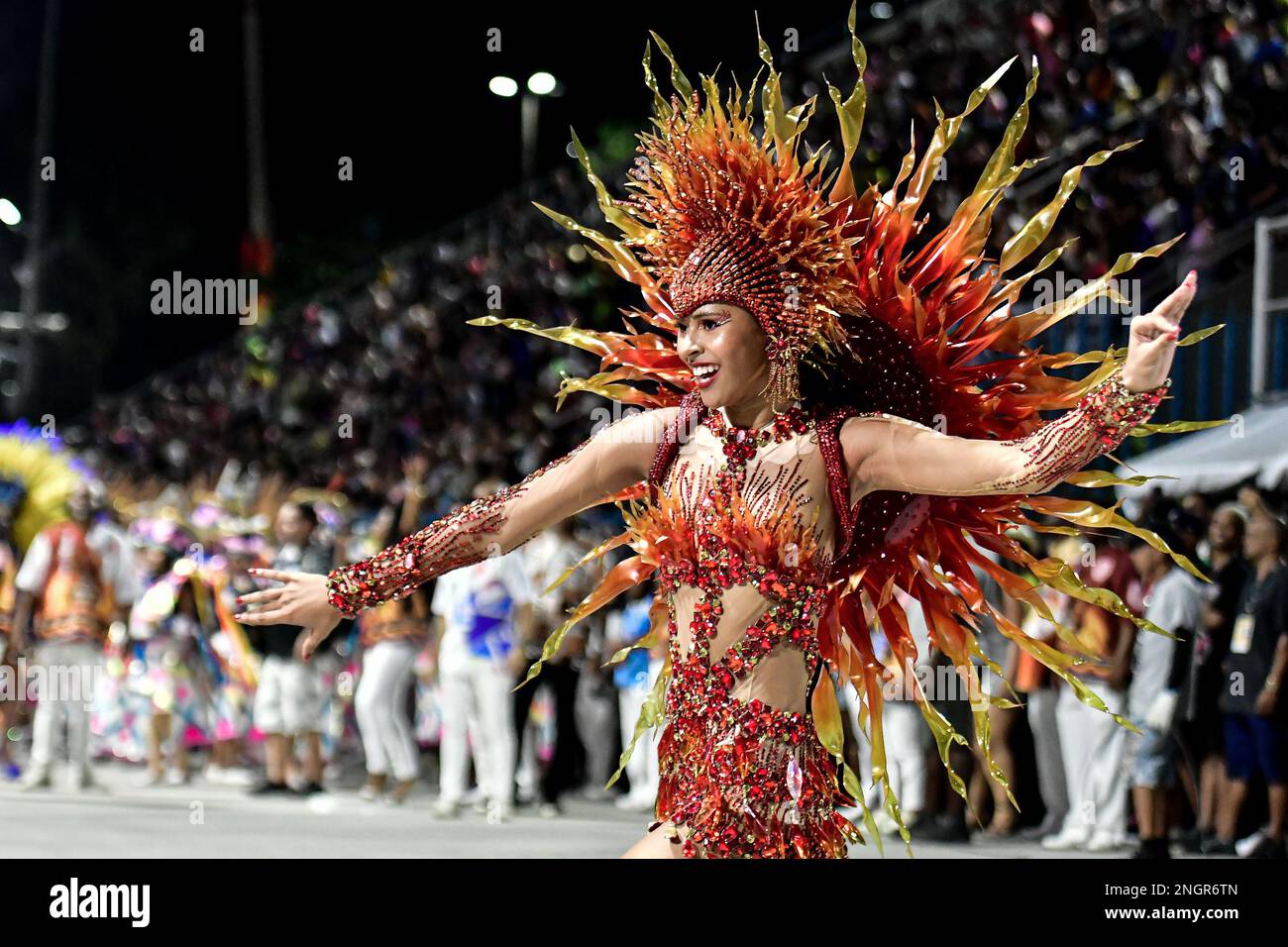 Rio De Janeiro, Brazil. 19th Feb, 2023. Wenny Isa, queen of the drums of  GRES Unidos de Bangu during the Serio Ouro Samba Schools Parade of Rio  Carnival, held at the Marques