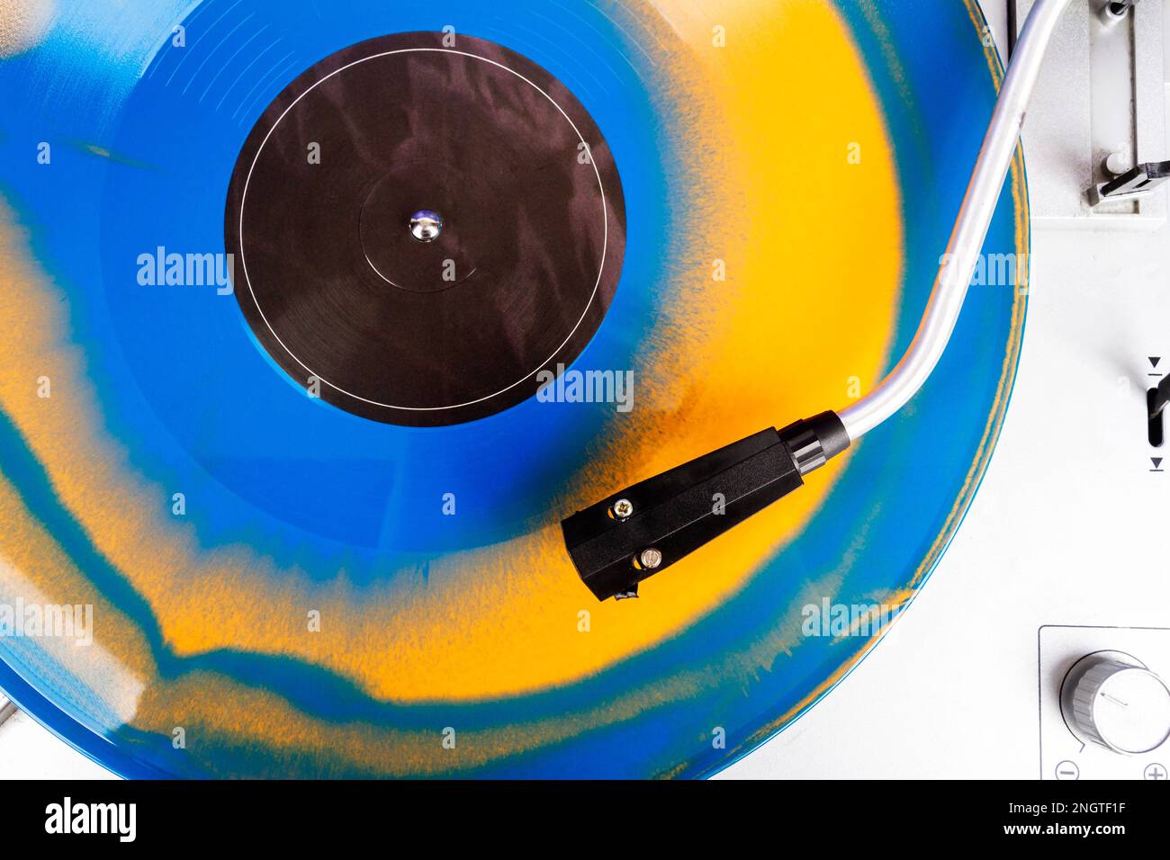 Close up of turntable needle on a vinyl record. Turntable playing vinyl ...