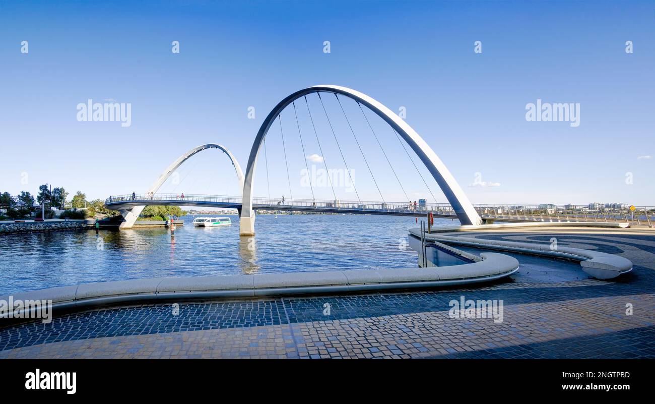 Perth, WA, Australia - Pedestrian footbridge by ARUP over Swan River at Elizabeth Quay Stock Photo