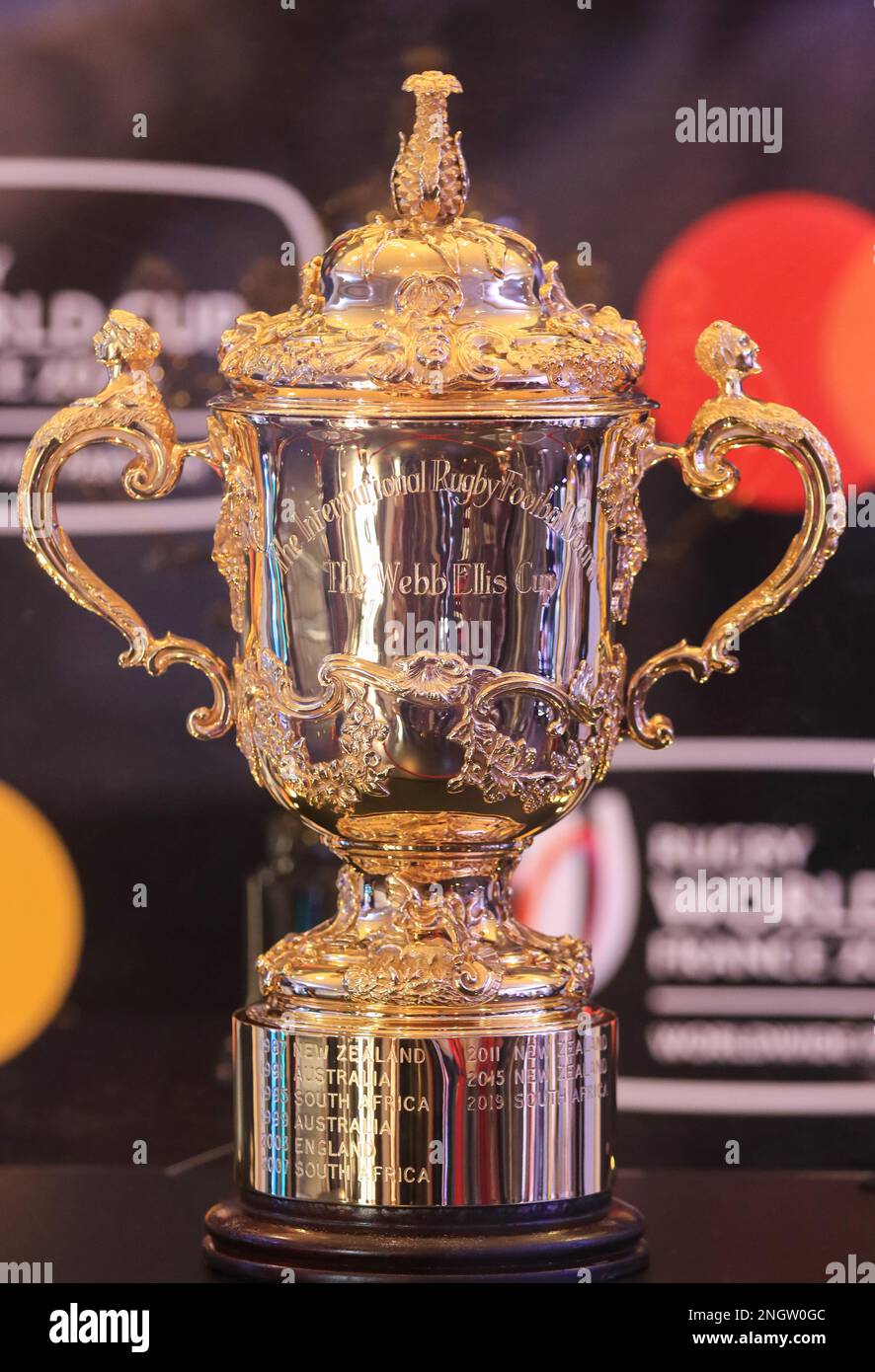 Colombo, Western Province, Sri Lanka. 19th Feb, 2023. The Webb Ellis Cup will be shown to the public at Ceylonese Rugby & Football Club in Colombo. (Credit Image: © Saman Abesiriwardana/Pacific Press via ZUMA Press Wire) EDITORIAL USAGE ONLY! Not for Commercial USAGE! Stock Photo